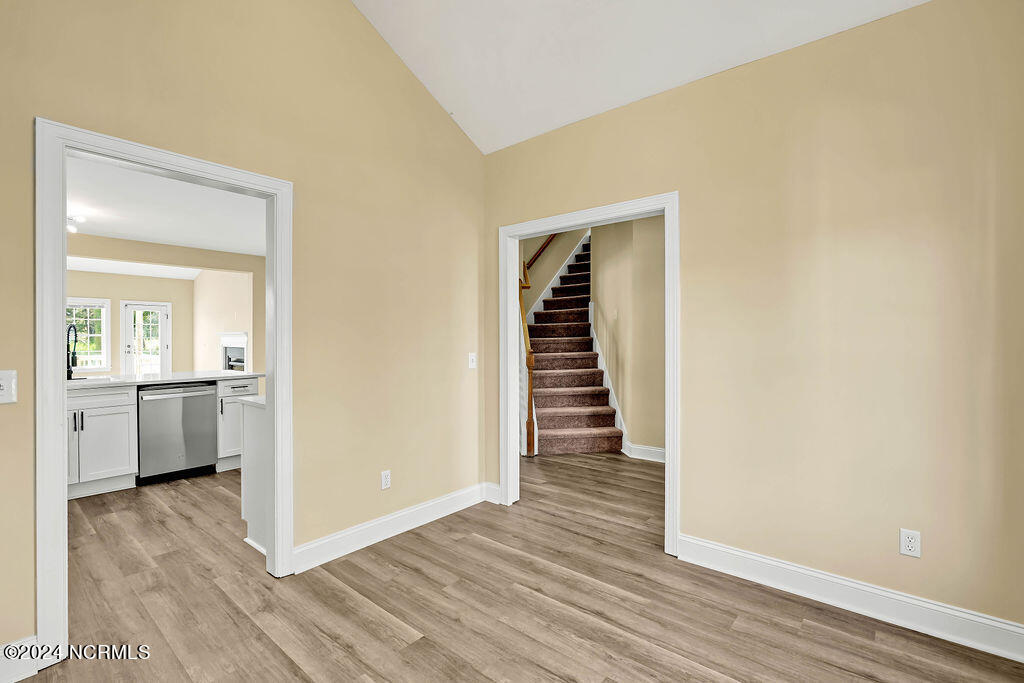 5104 Boss Court Property Photo 7