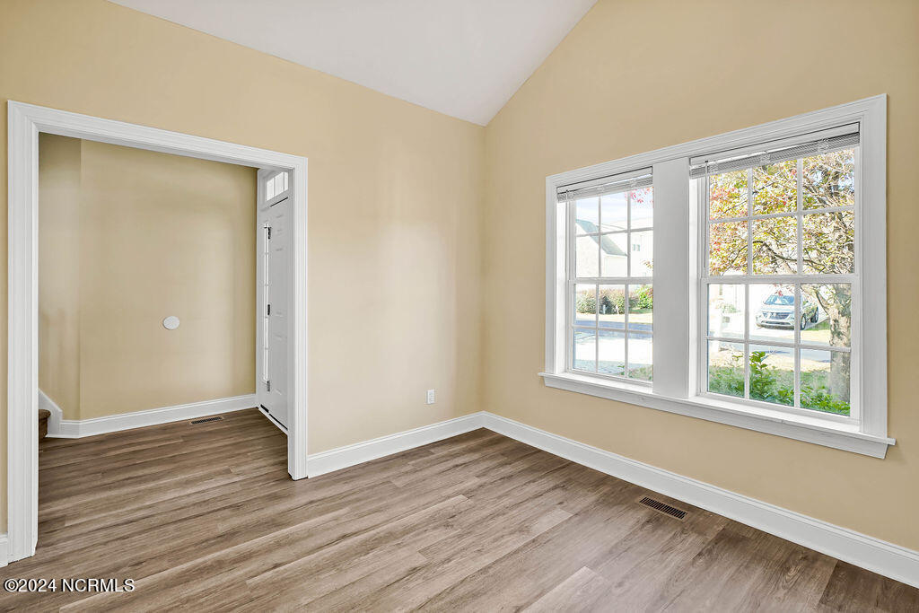 5104 Boss Court Property Photo 8