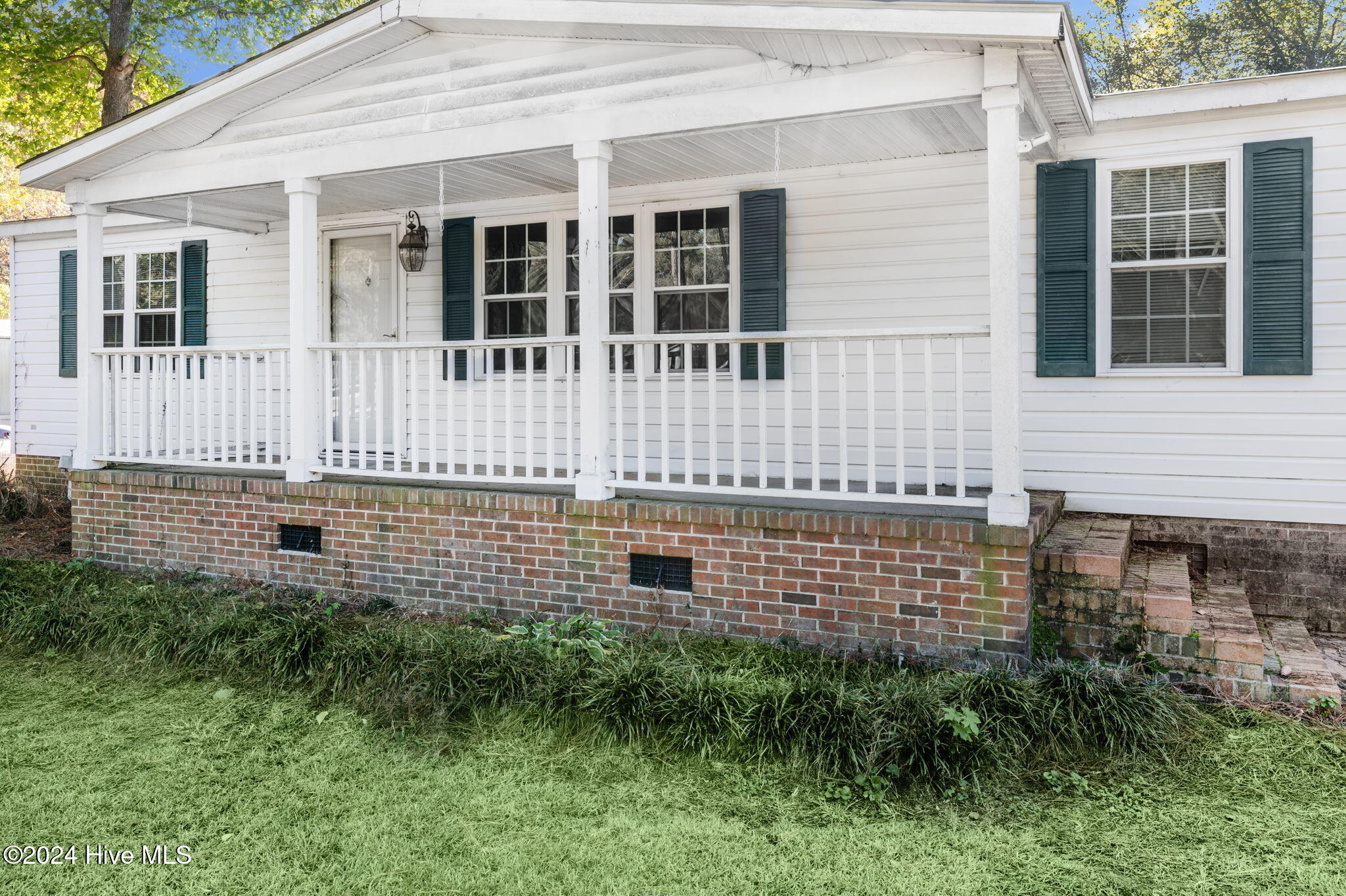 5907 W Baker Road Property Photo 3