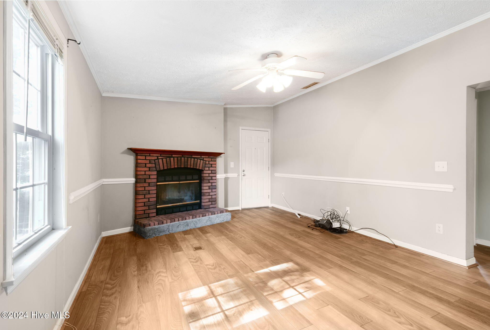 5907 W Baker Road Property Photo 14