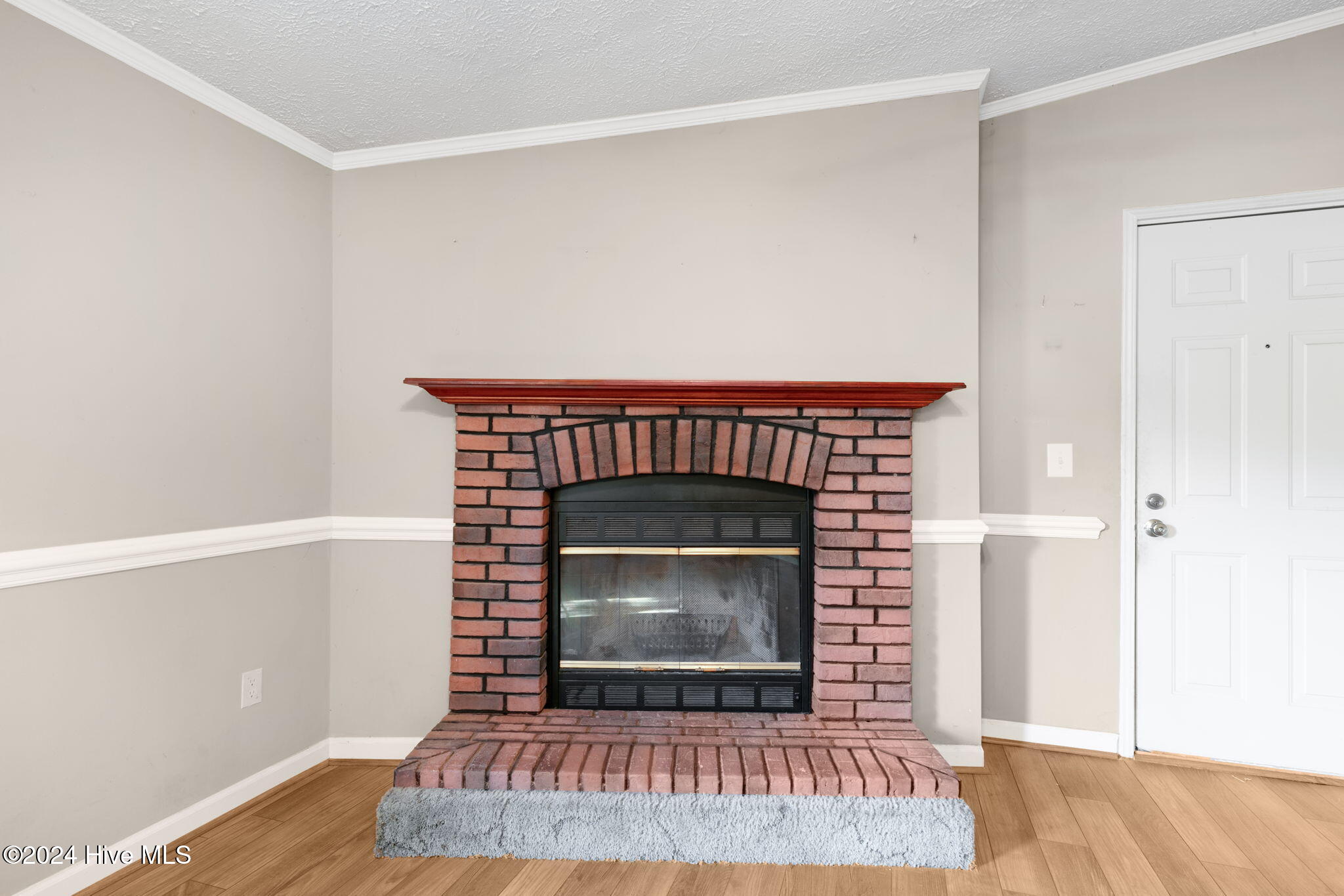 5907 W Baker Road Property Photo 16