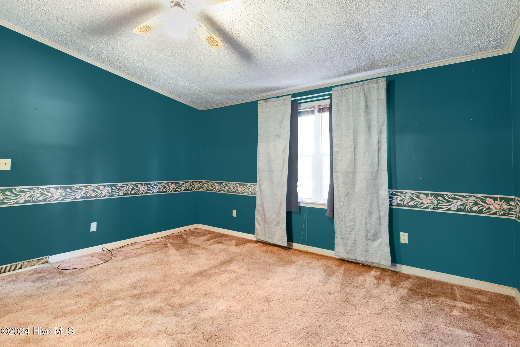 5907 W Baker Road Property Photo 18