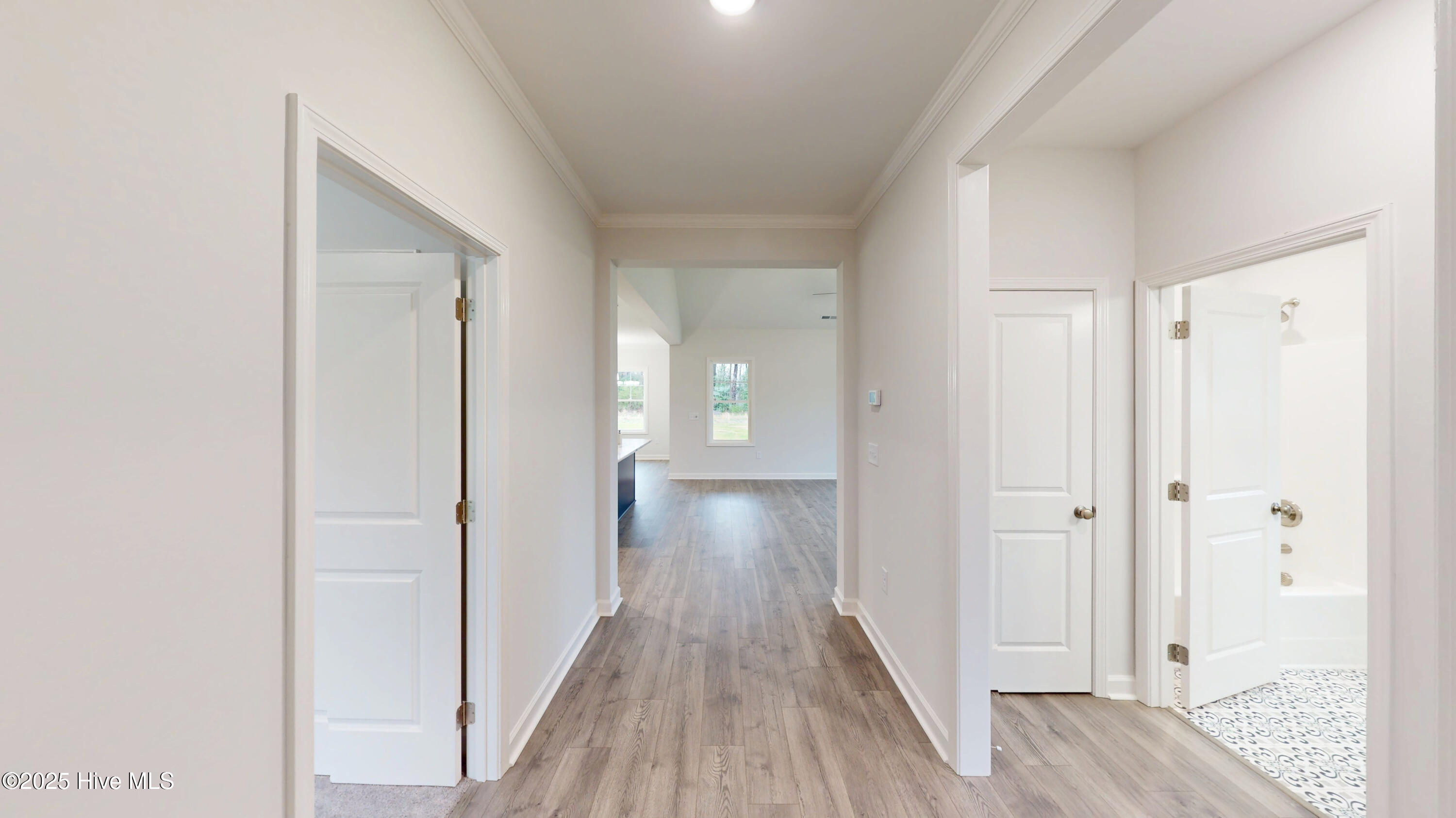 209 Creeks Edge Drive Property Photo 4