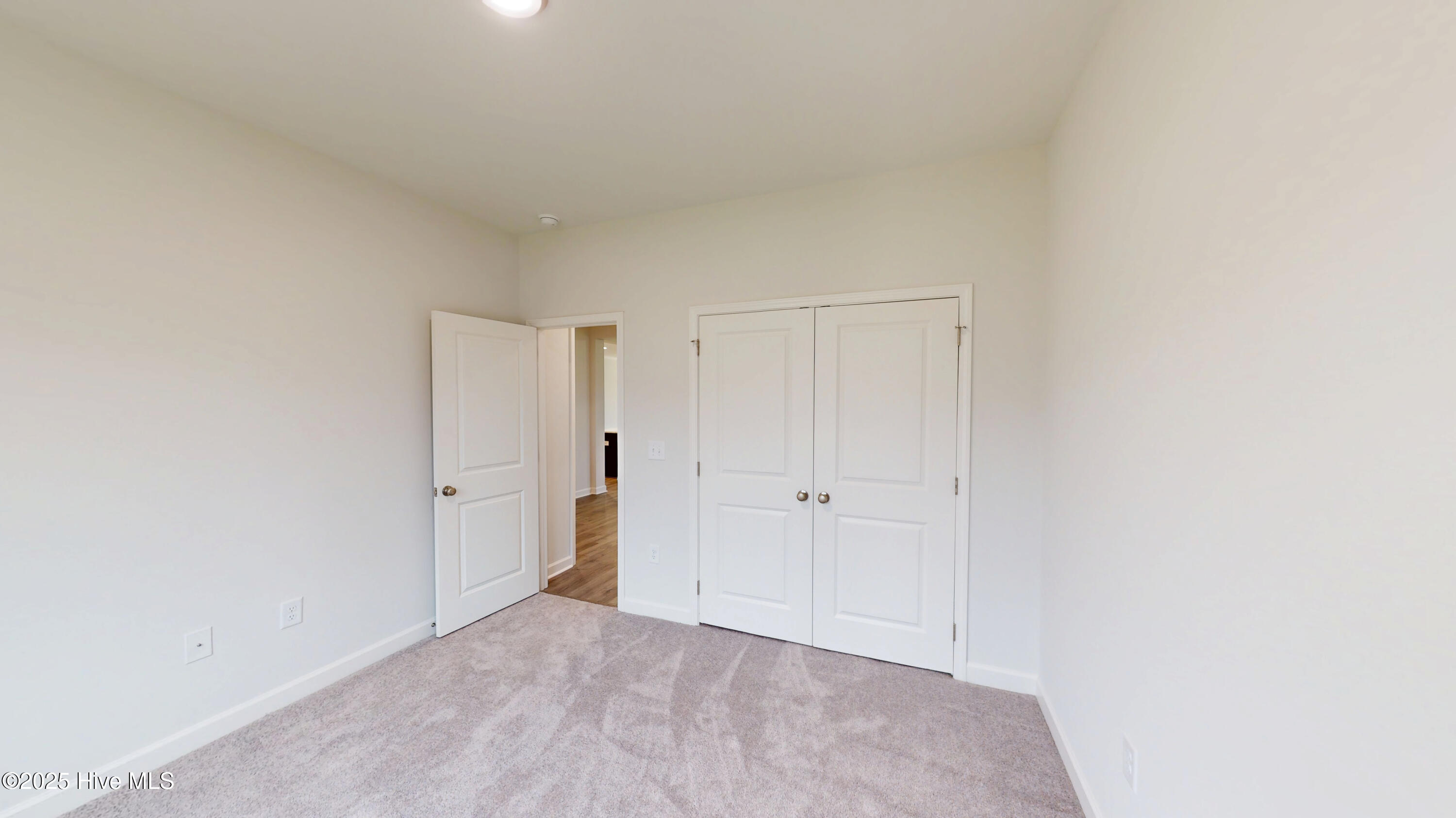 209 Creeks Edge Drive Property Photo 30