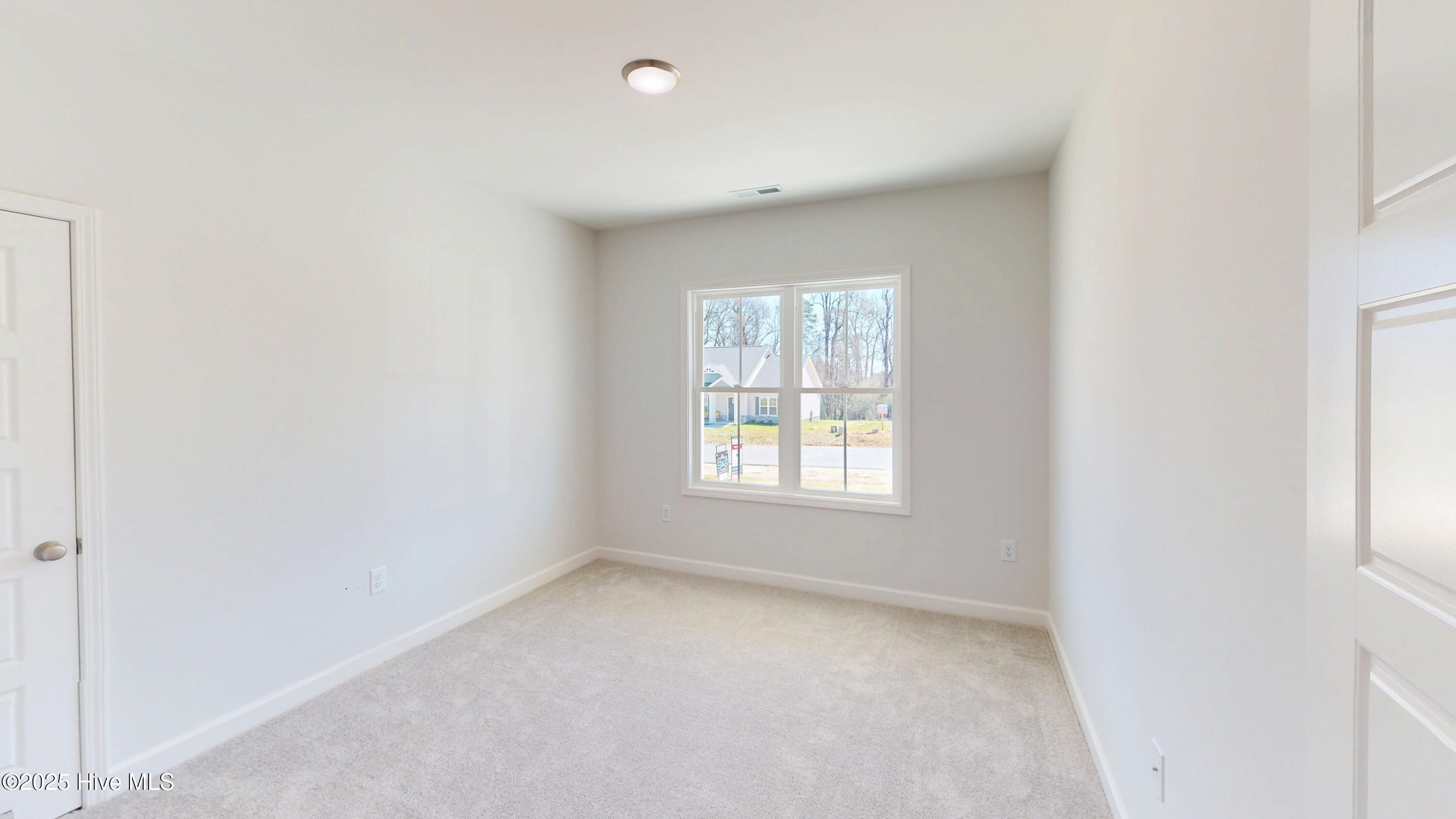 211 Creeks Edge Drive Property Photo 20