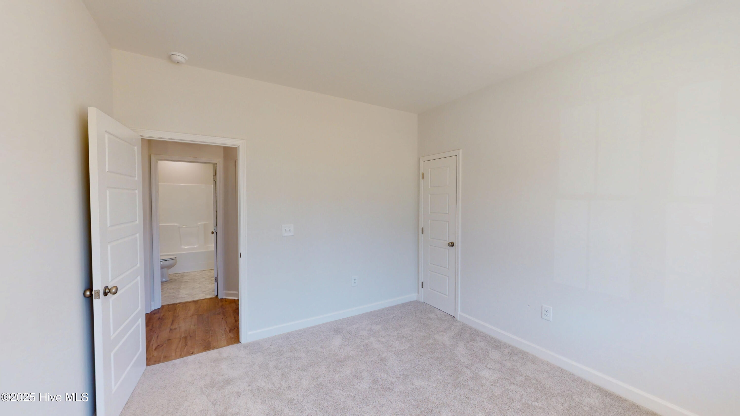 211 Creeks Edge Drive Property Photo 21