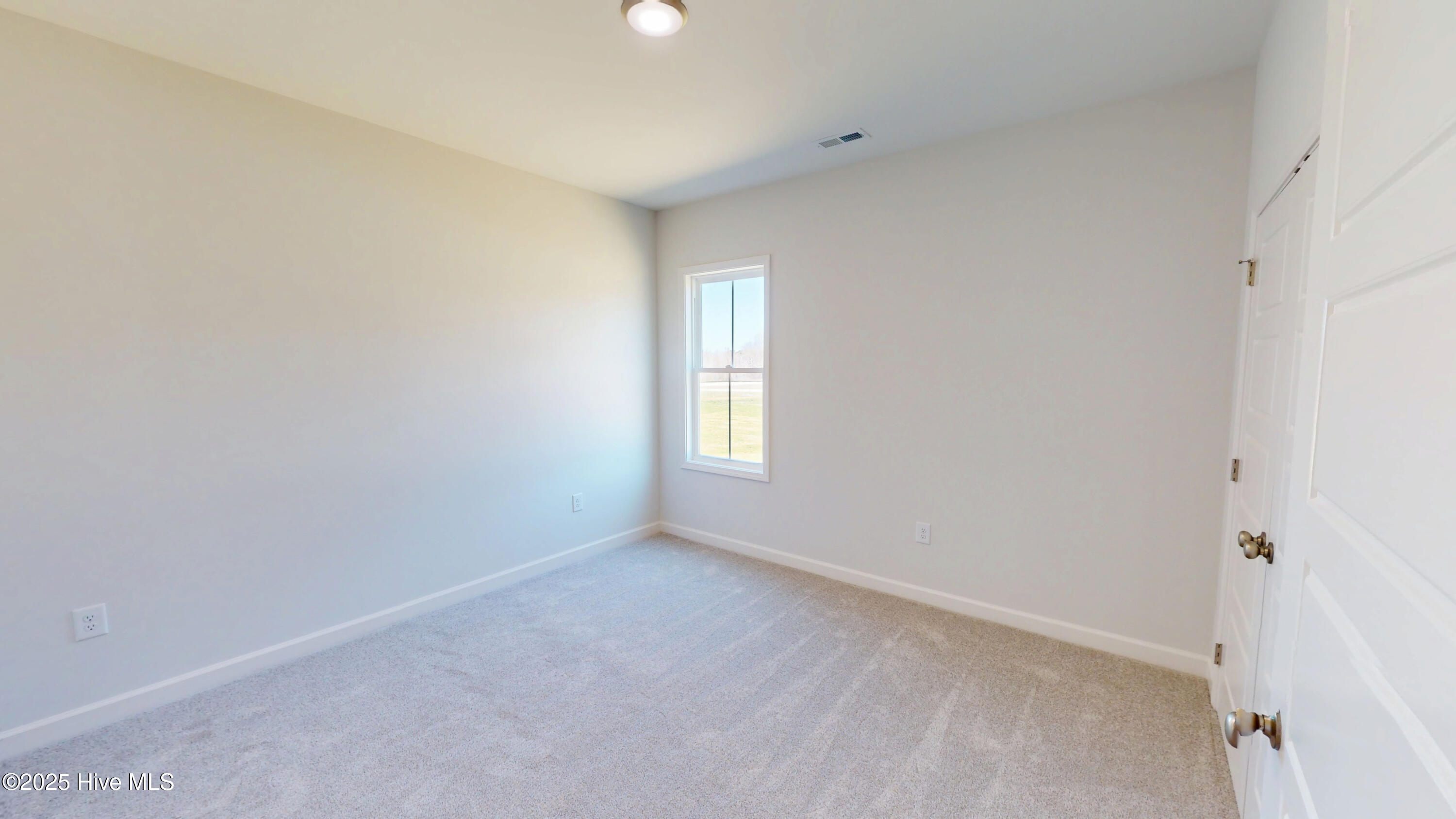 211 Creeks Edge Drive Property Photo 25