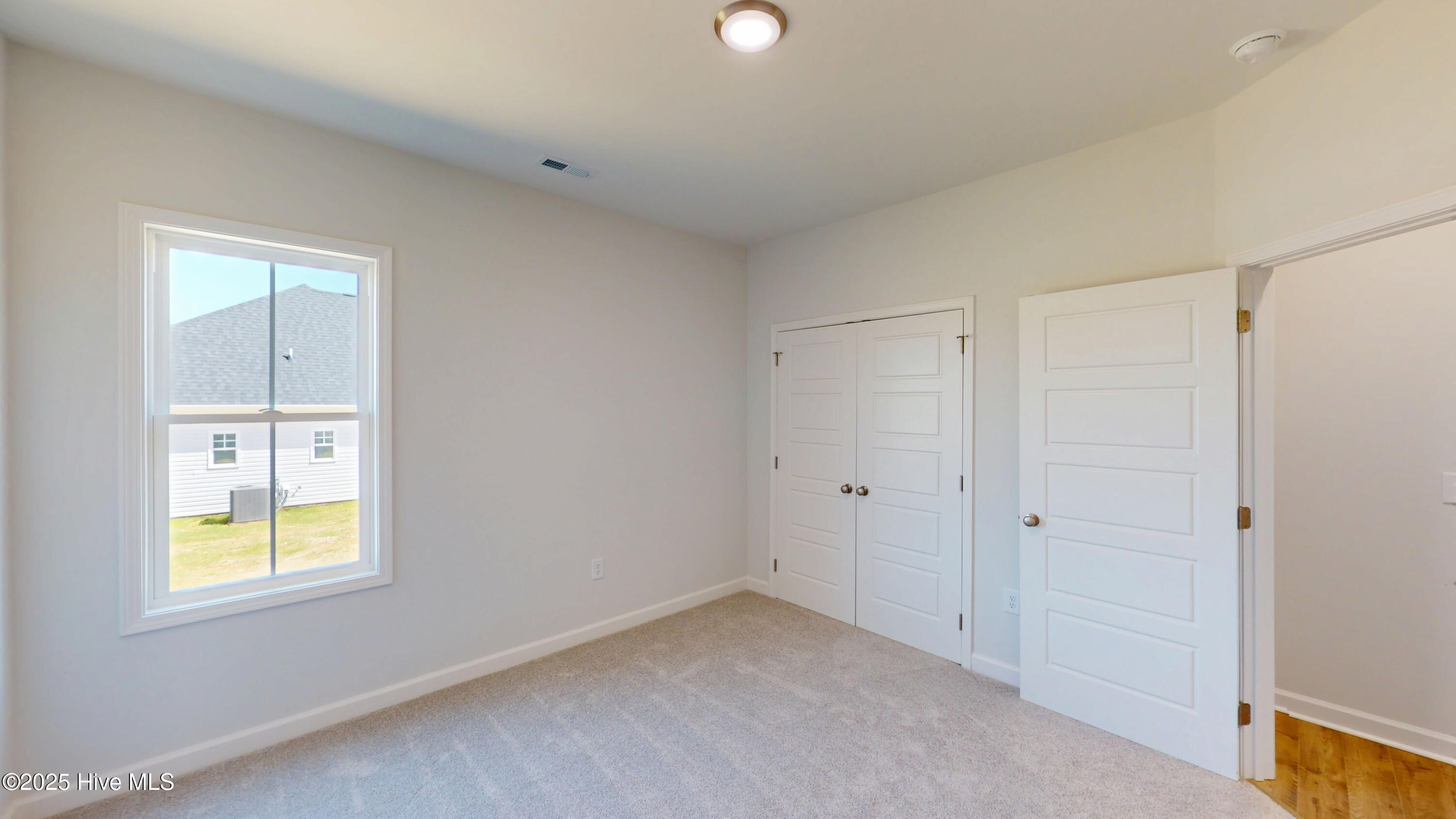 211 Creeks Edge Drive Property Photo 27