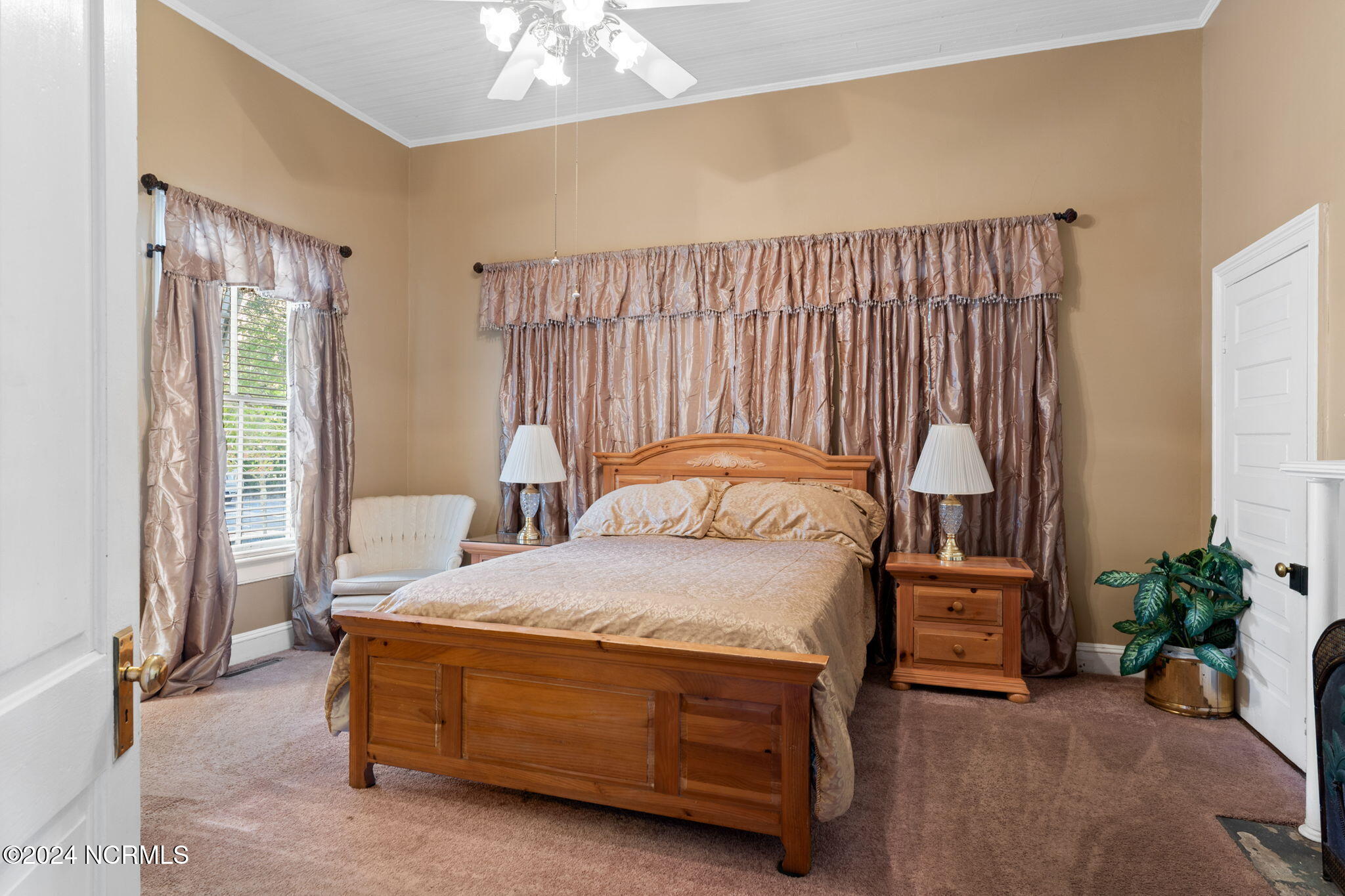 950 Main Street Property Photo 28