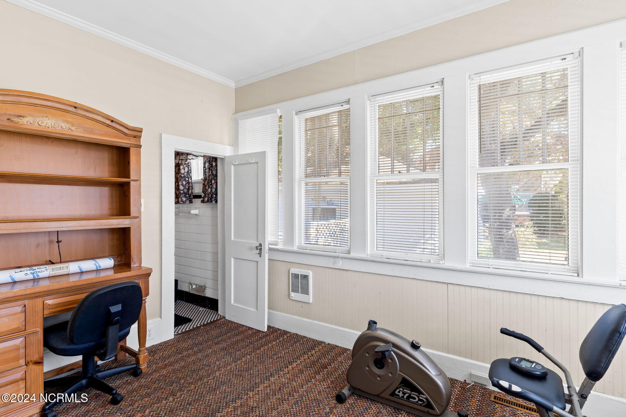 950 Main Street Property Photo 29