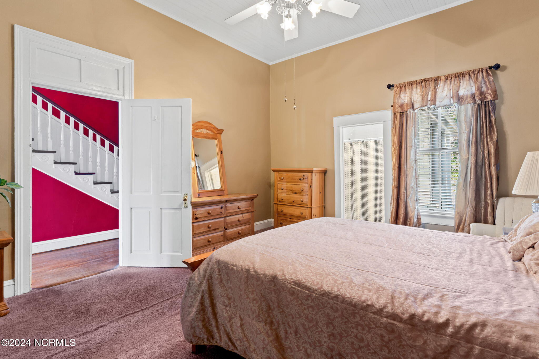 950 Main Street Property Photo 32