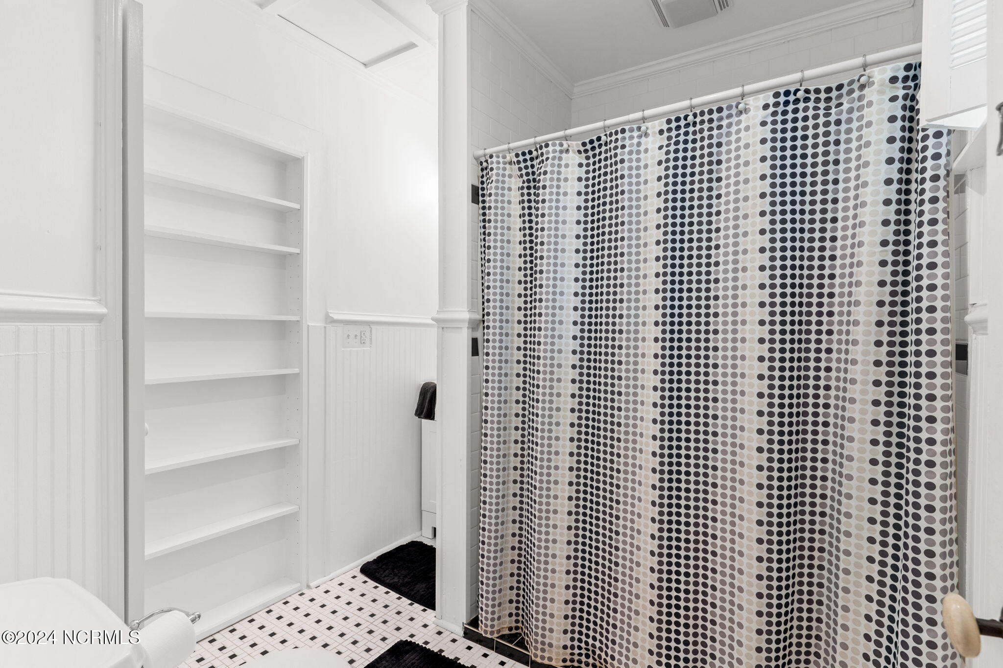 950 Main Street Property Photo 35