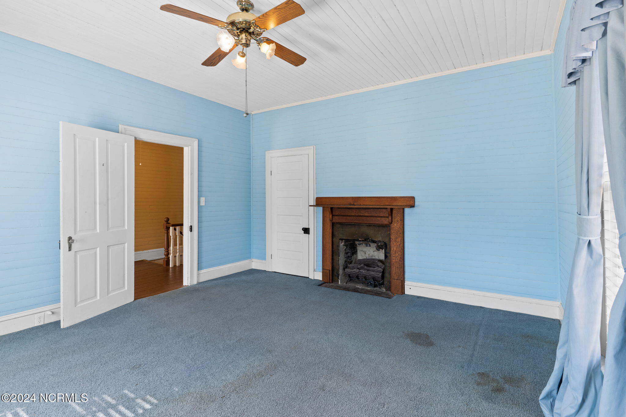 950 Main Street Property Photo 40