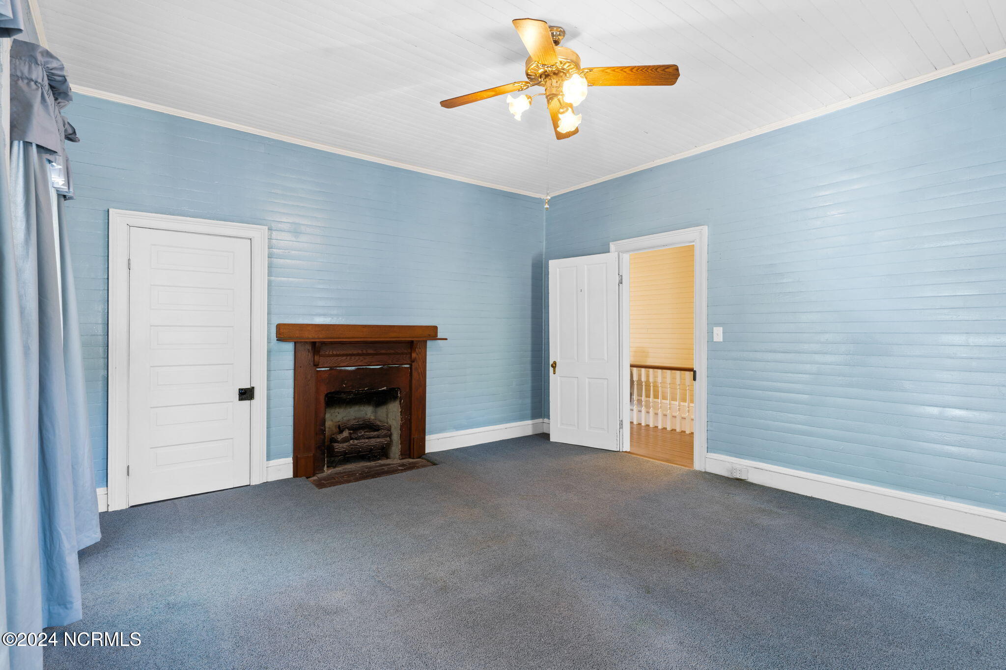 950 Main Street Property Photo 42