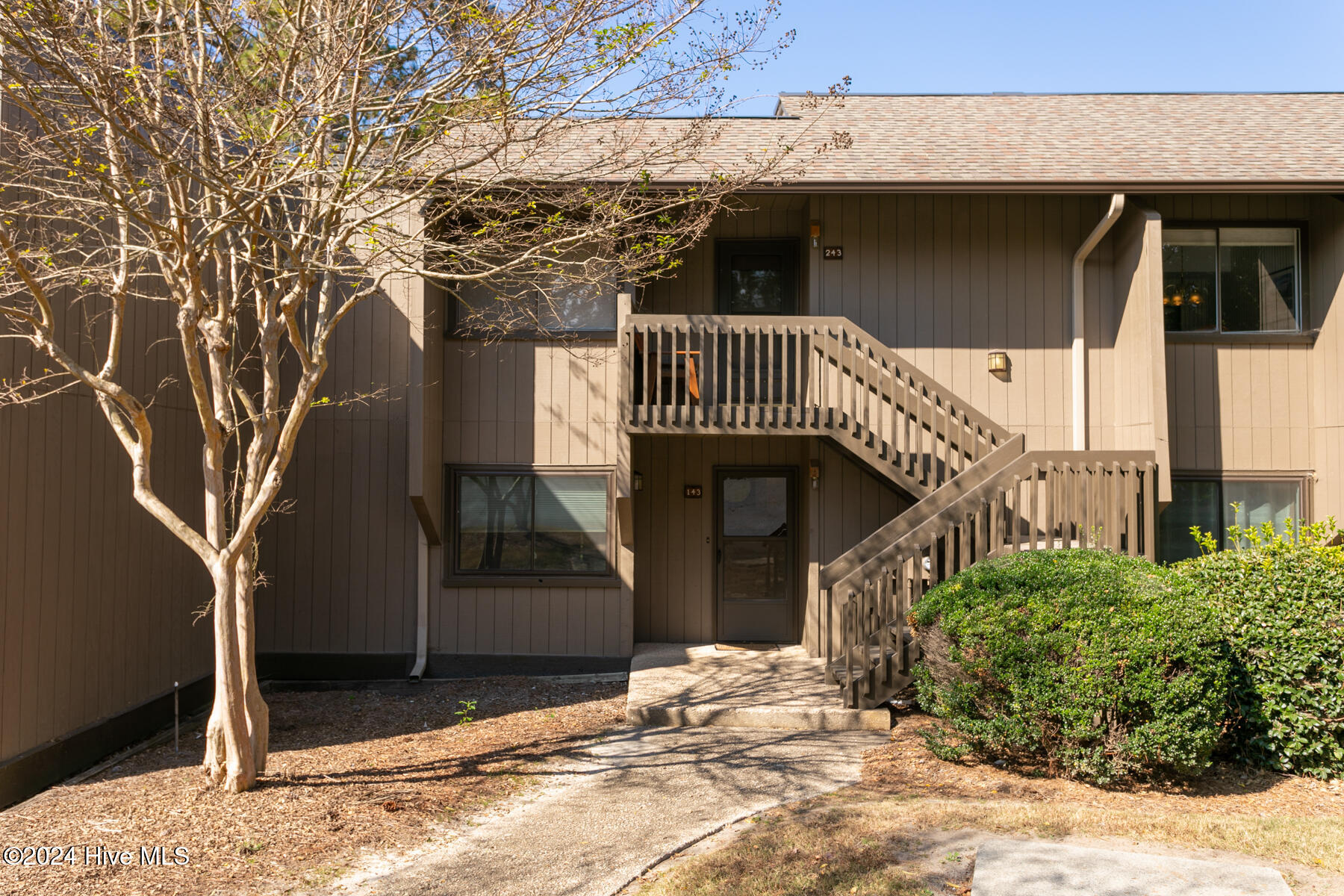 800 Saint Andrews Drive 143 Property Photo 1