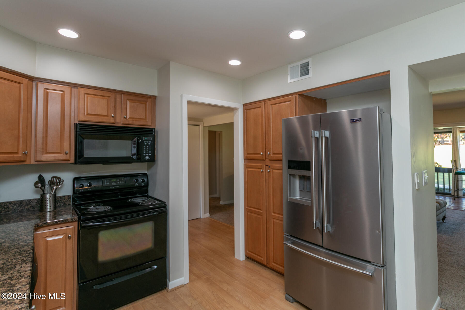800 Saint Andrews Drive 143 Property Photo 15