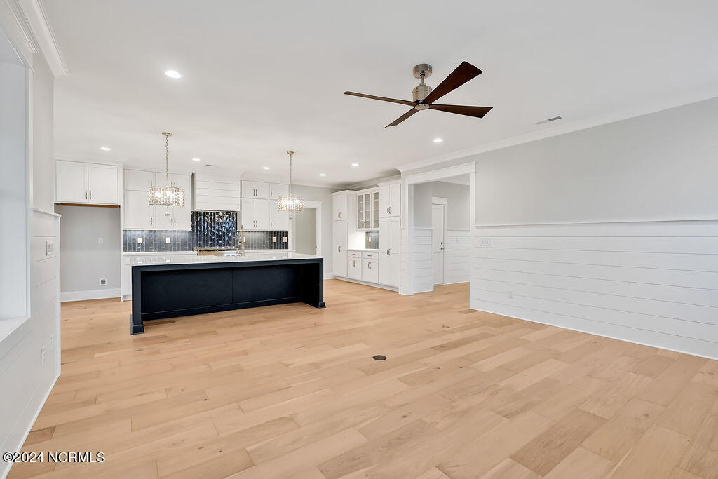612 Waterstone Drive Property Photo 13