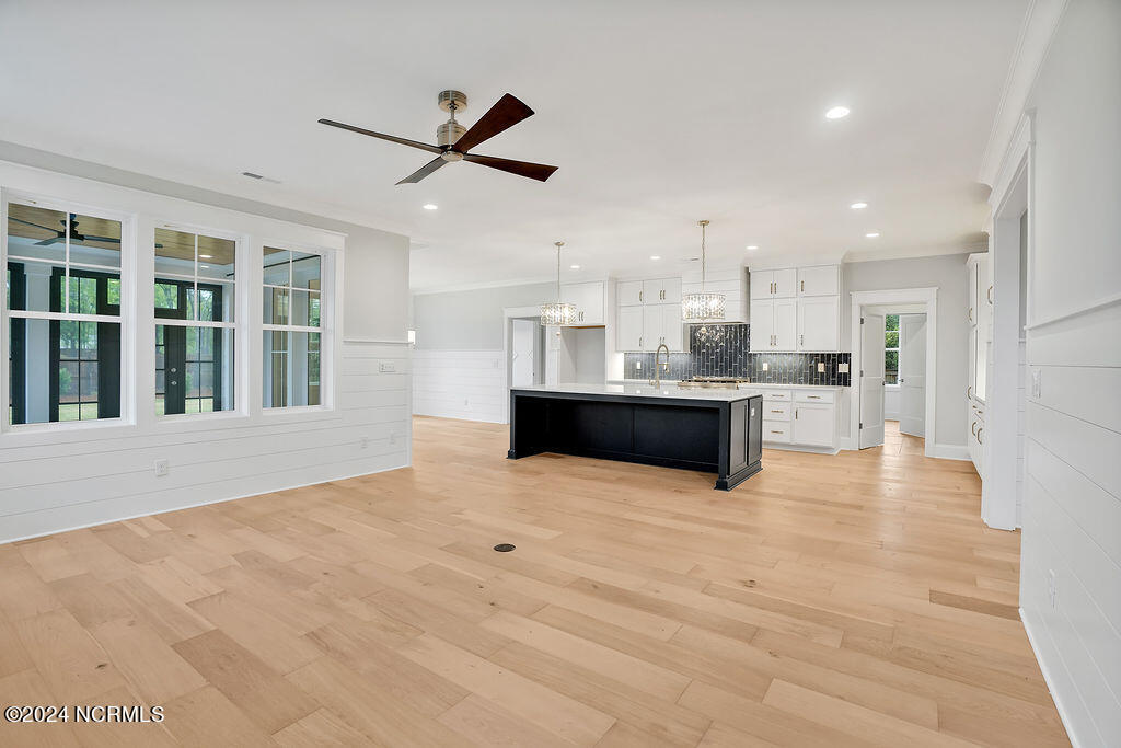 612 Waterstone Drive Property Photo 14