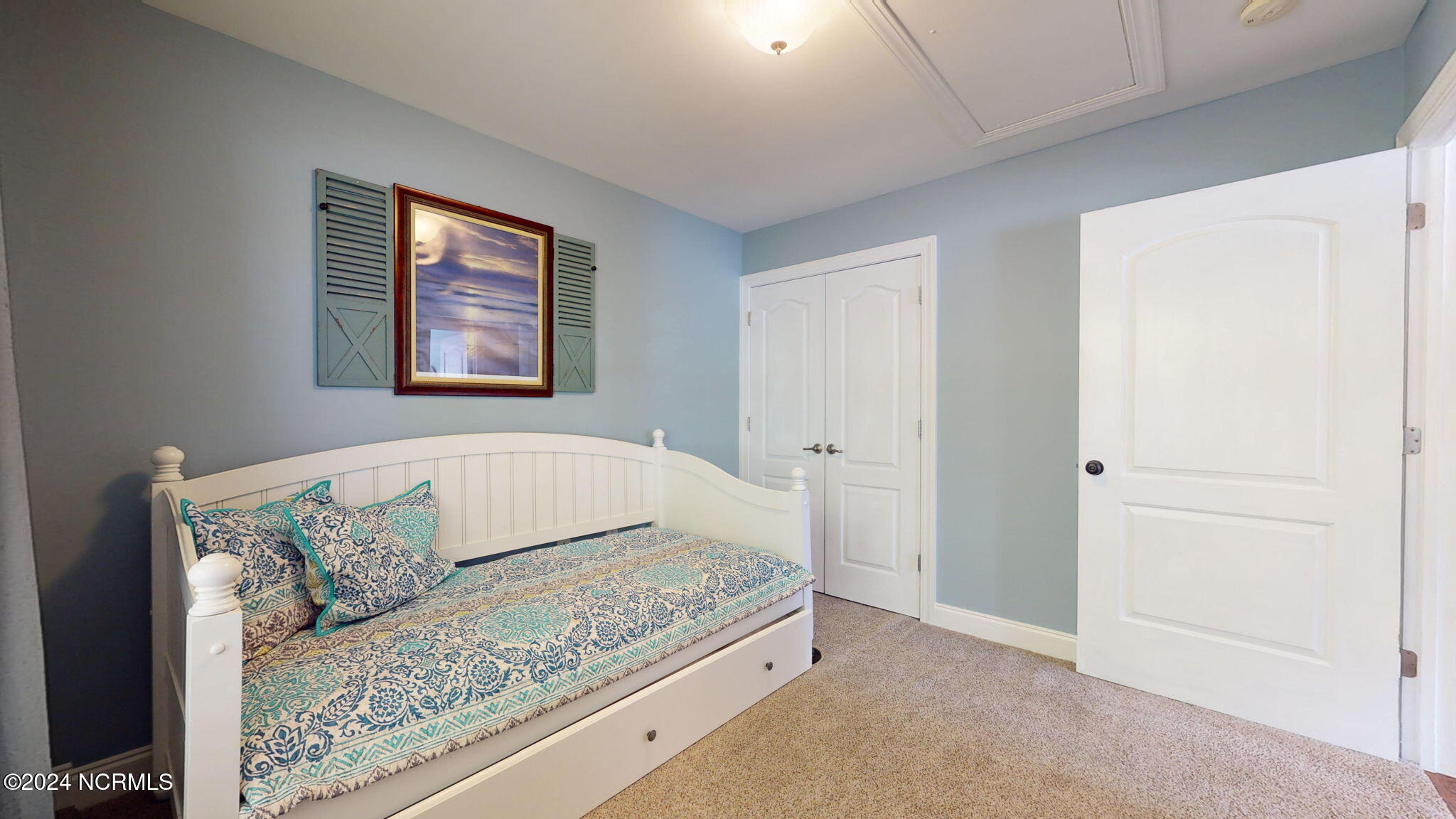 401 Jade Cove Property Photo 28