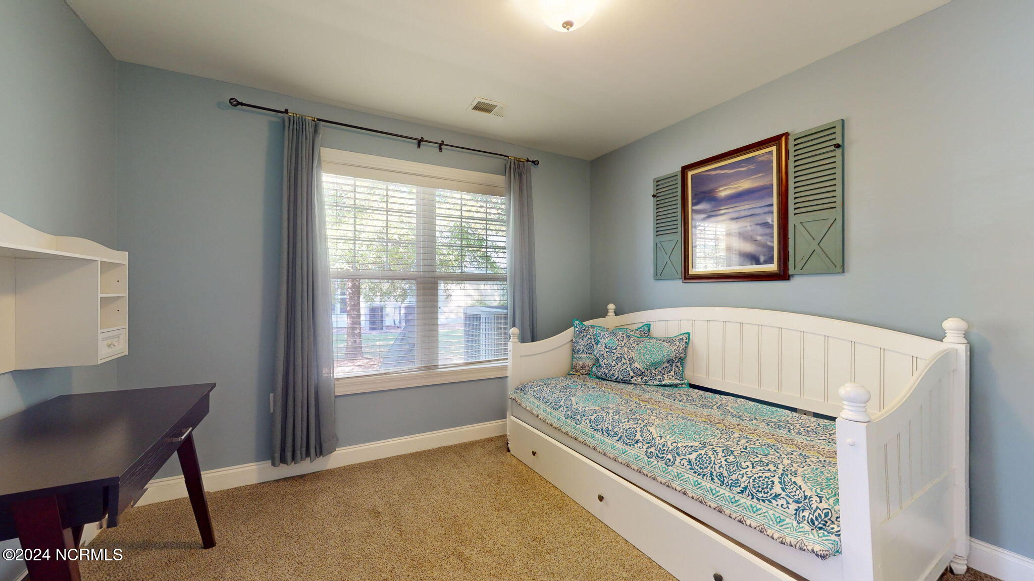 401 Jade Cove Property Photo 29