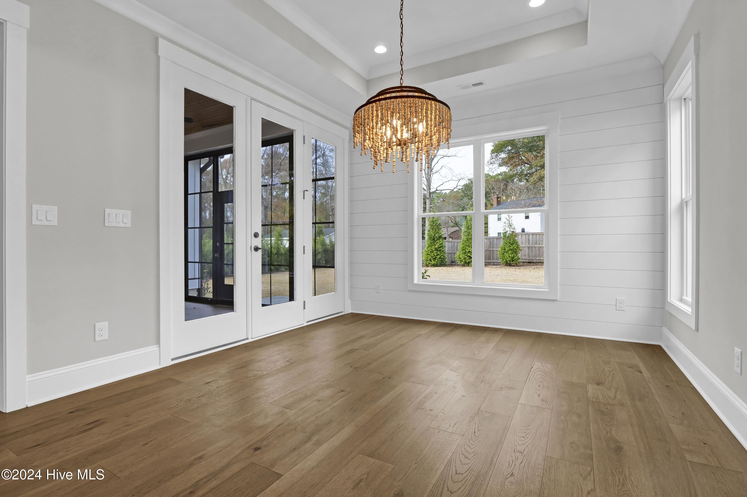 8261 Winding Creek Circle Property Photo 12