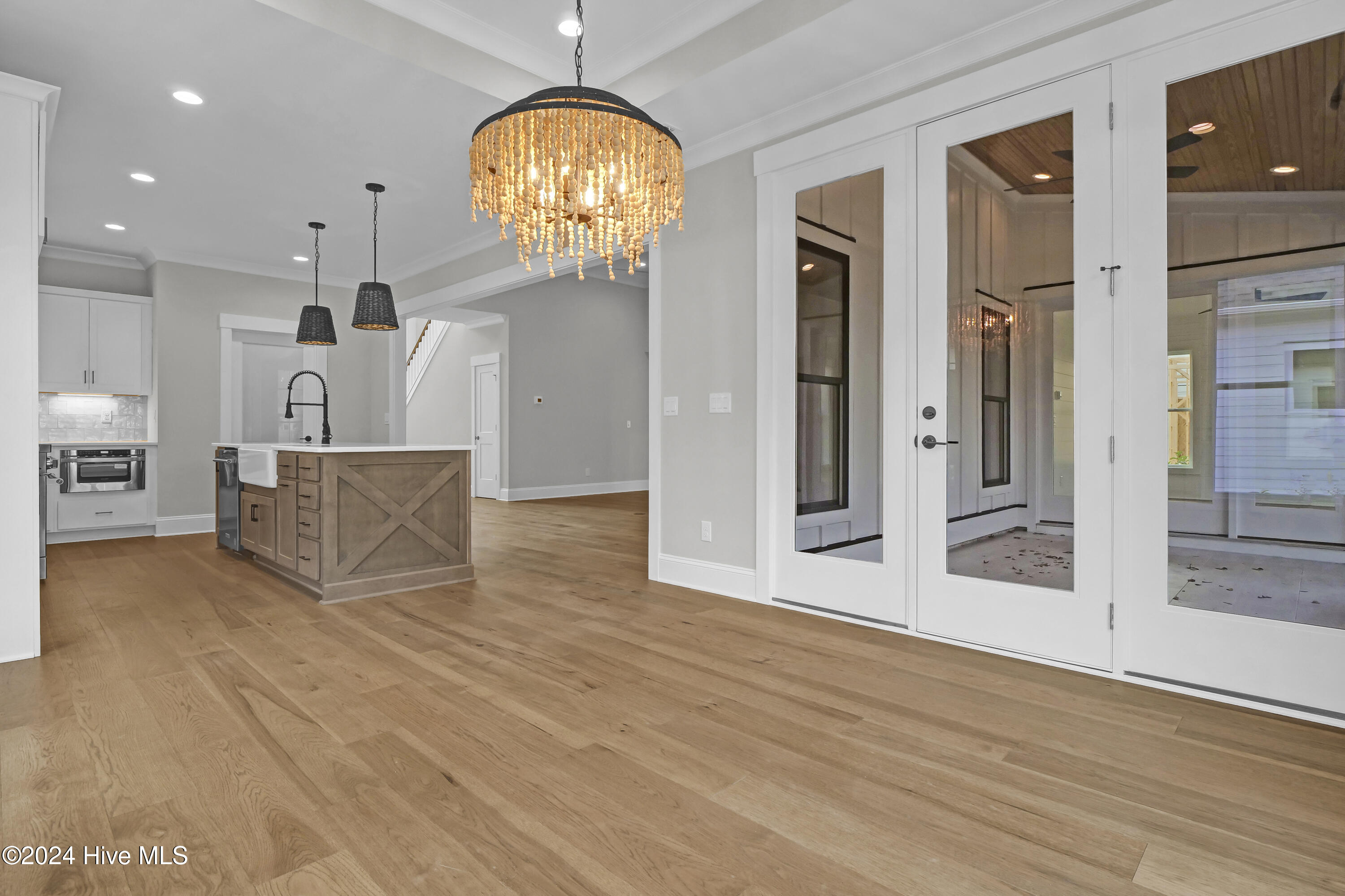 8261 Winding Creek Circle Property Photo 13