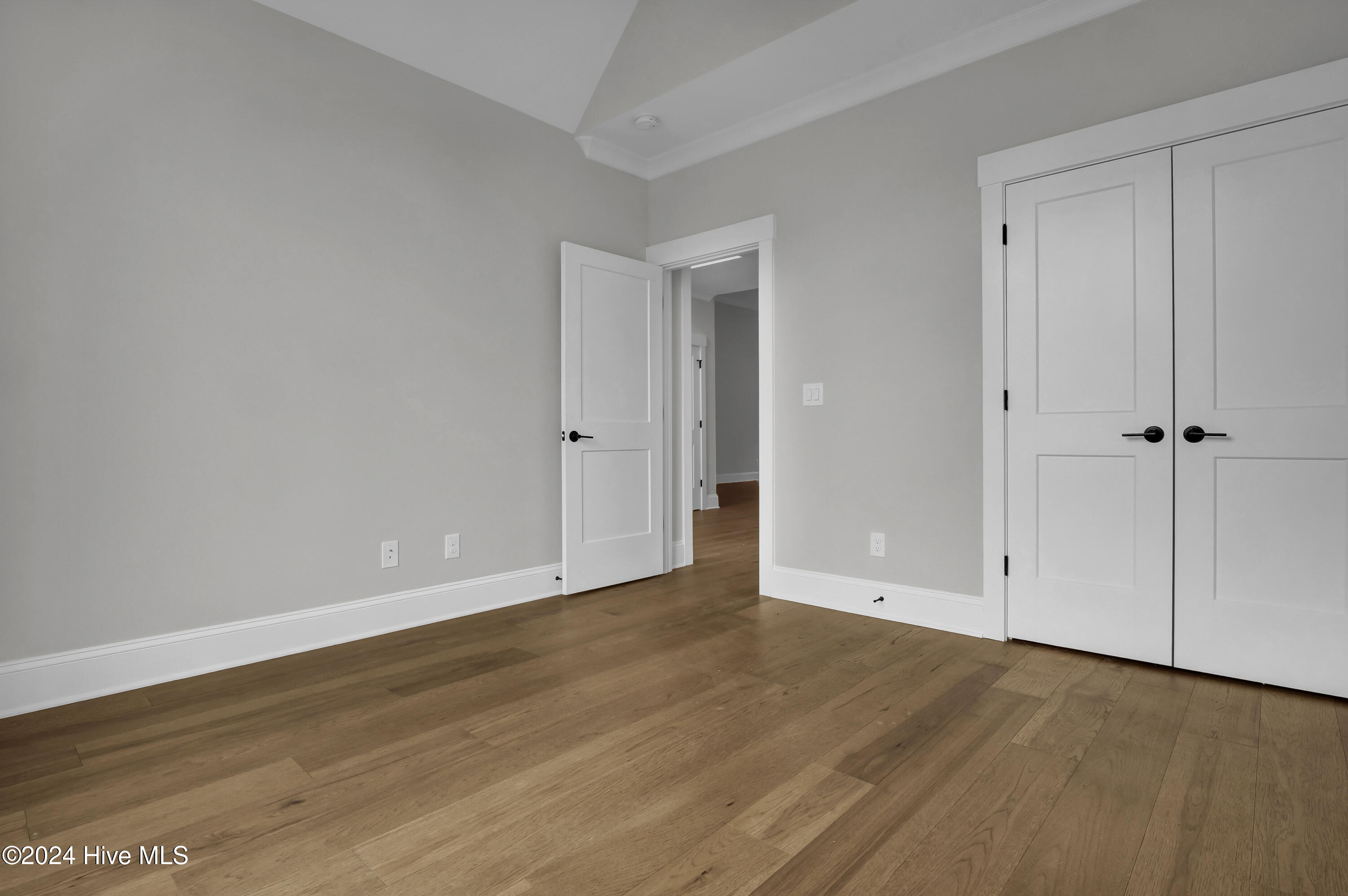 8261 Winding Creek Circle Property Photo 23