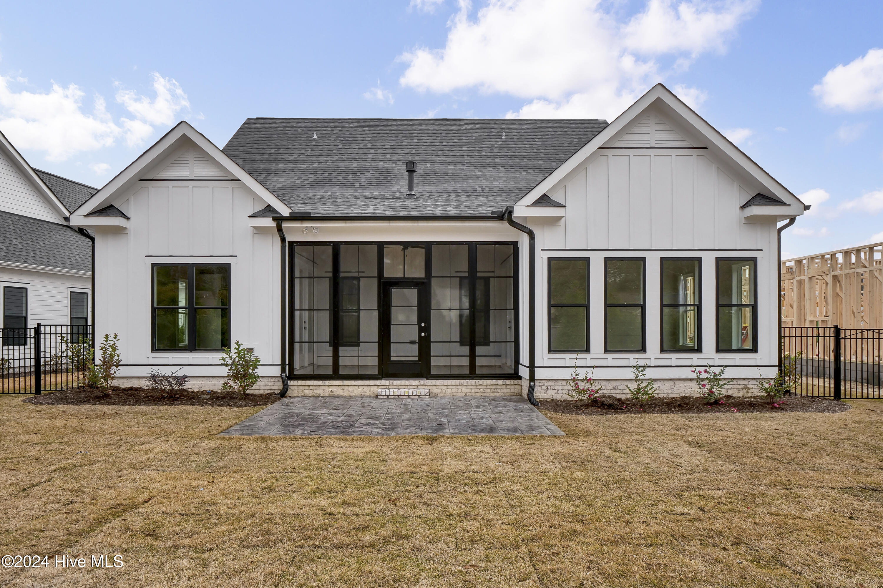 8261 Winding Creek Circle Property Photo 33