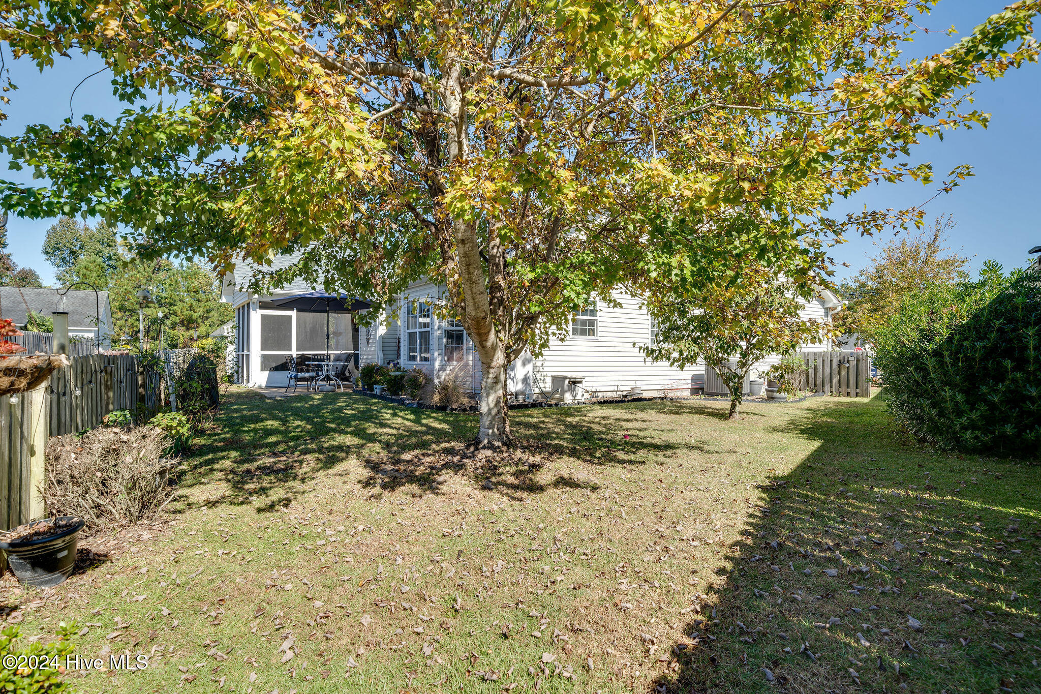1664 Sugarberry Circle Property Photo 29