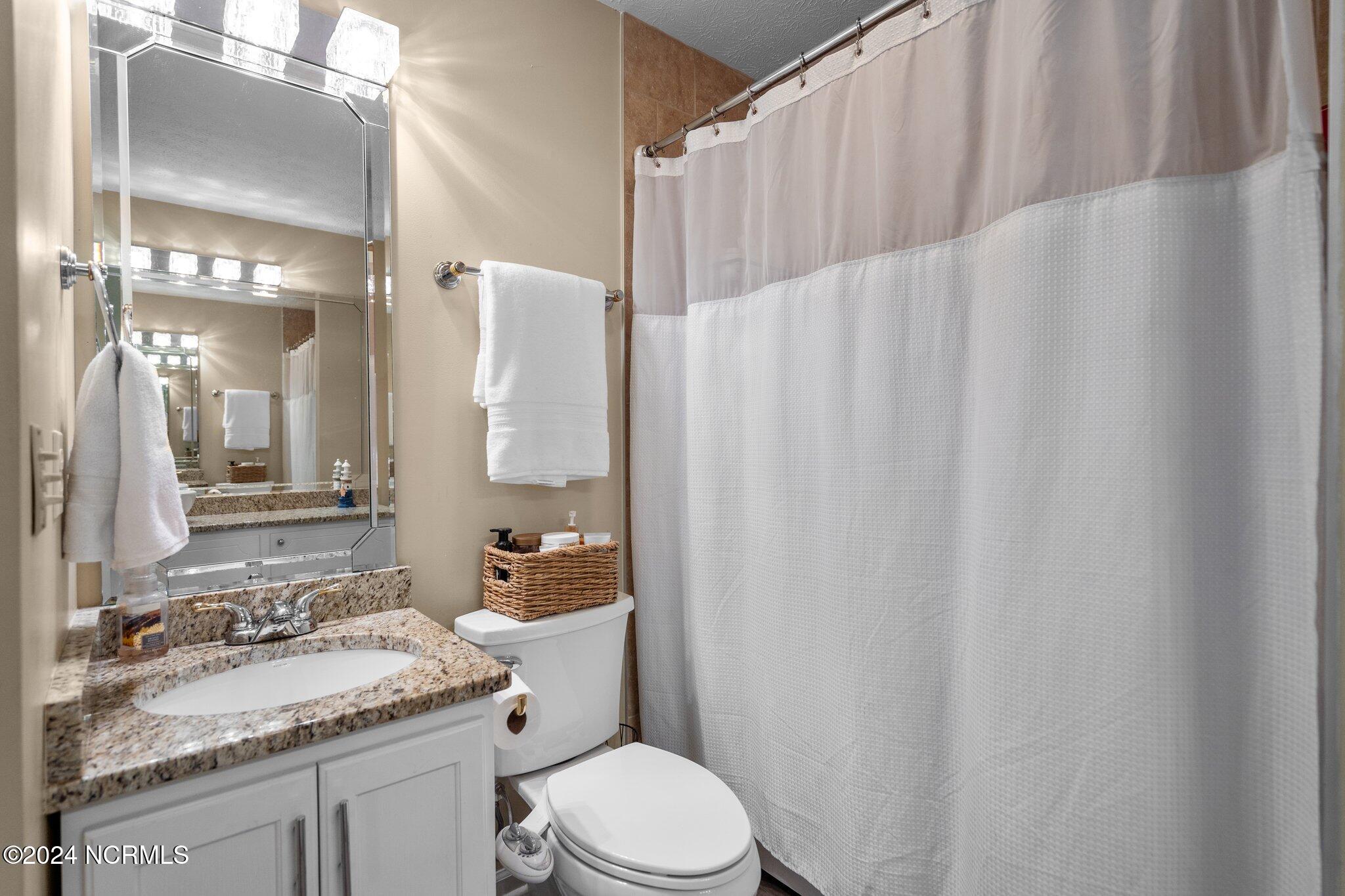 1221 S Beresford Court Property Photo 12