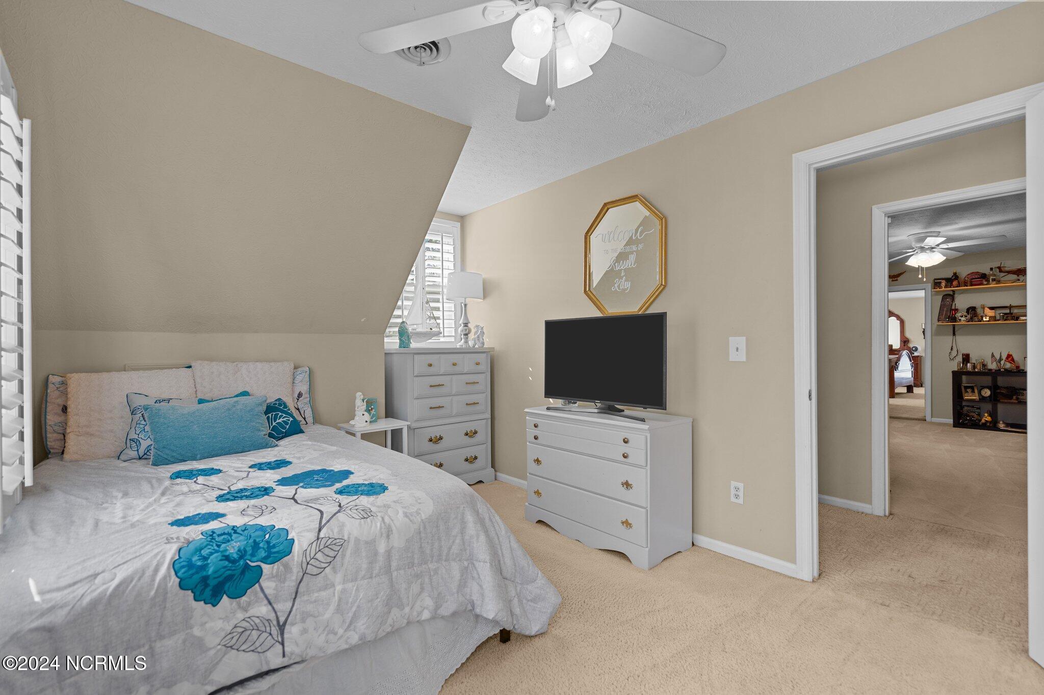 1221 S Beresford Court Property Photo 15