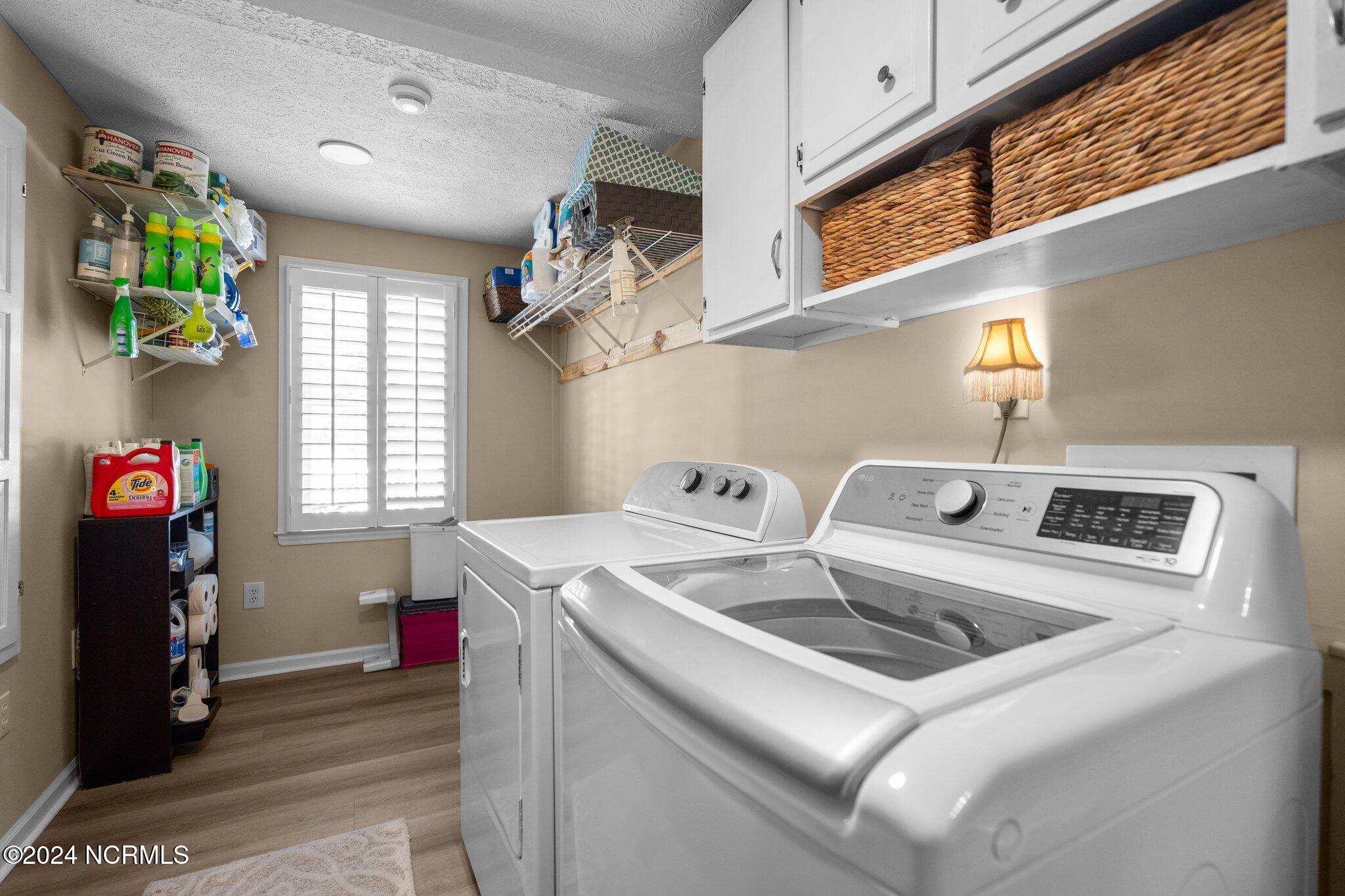 1221 S Beresford Court Property Photo 17