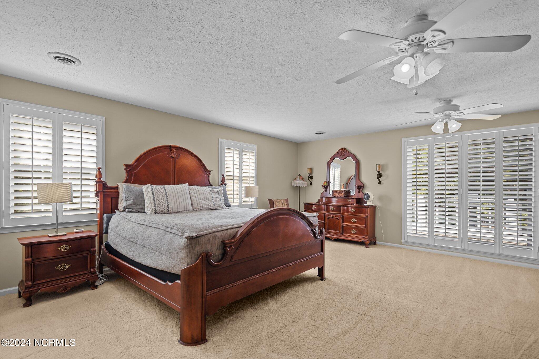 1221 S Beresford Court Property Photo 24