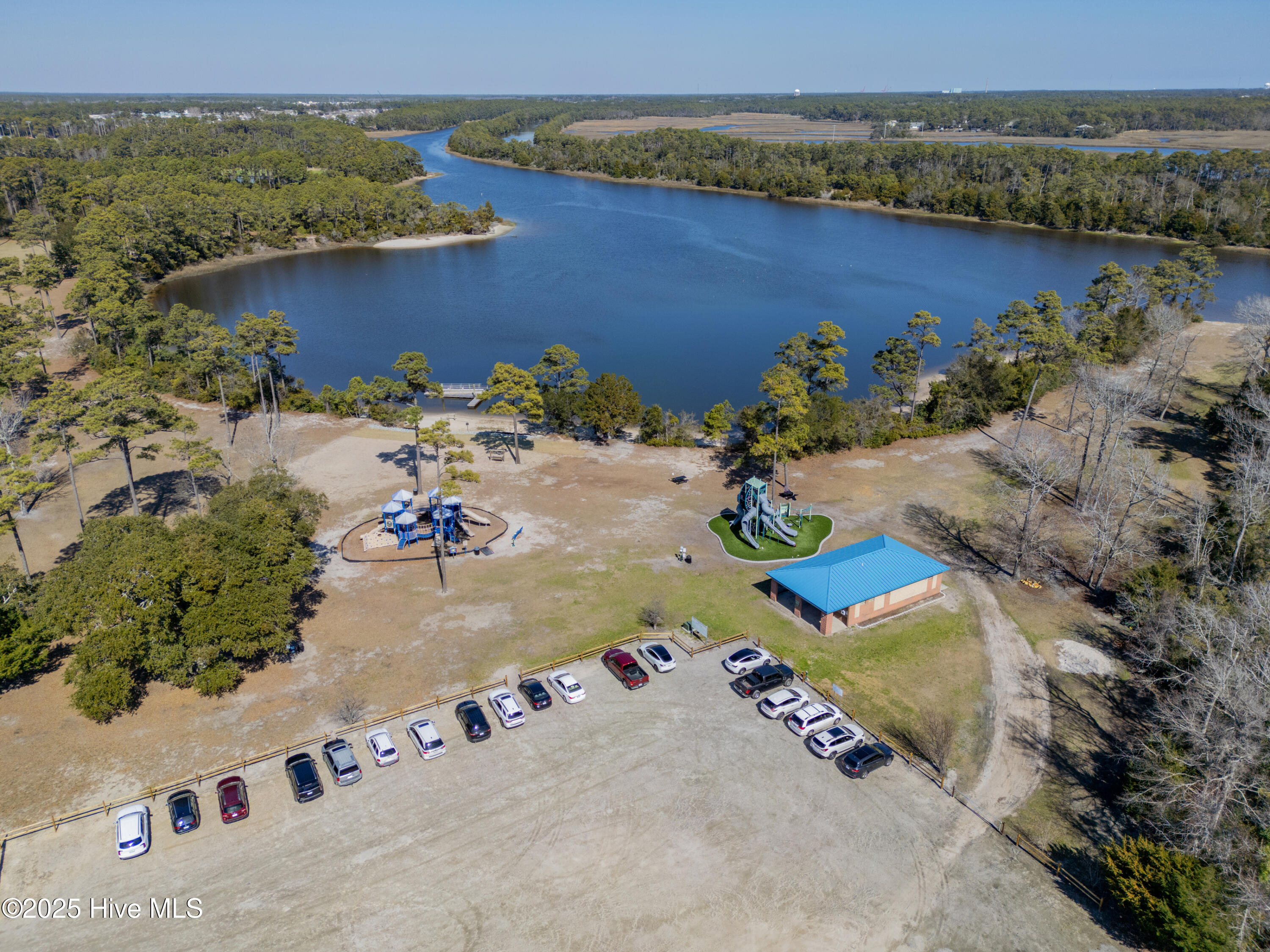 4008 Barnes Bluff Drive Property Photo 18