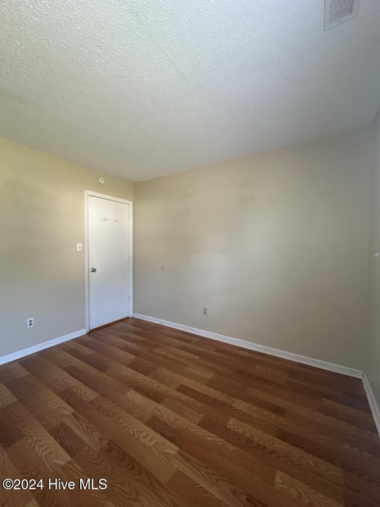2910 Norbrick Street Property Photo 13