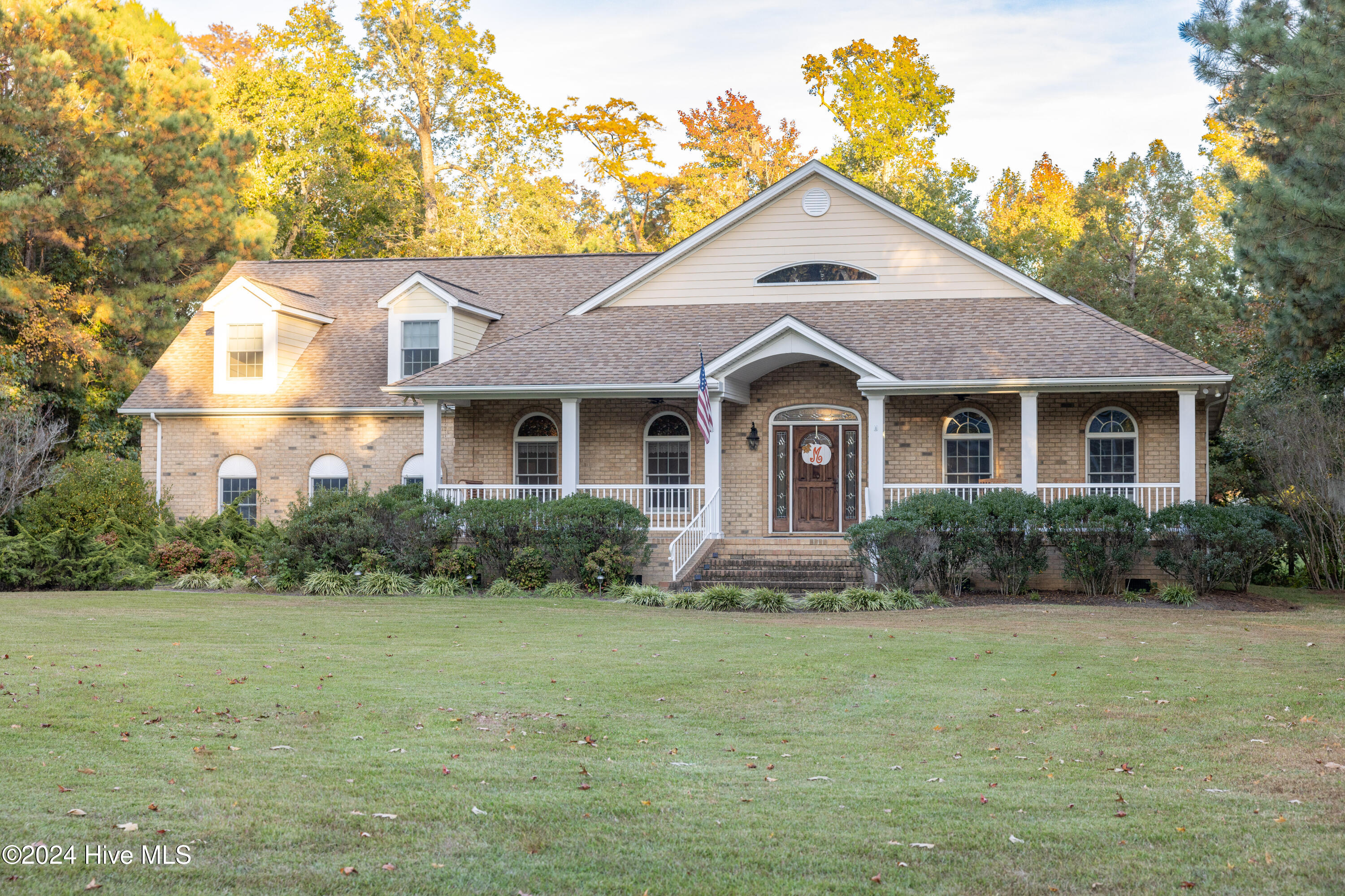220 Beech Point Boulevard Property Photo 1
