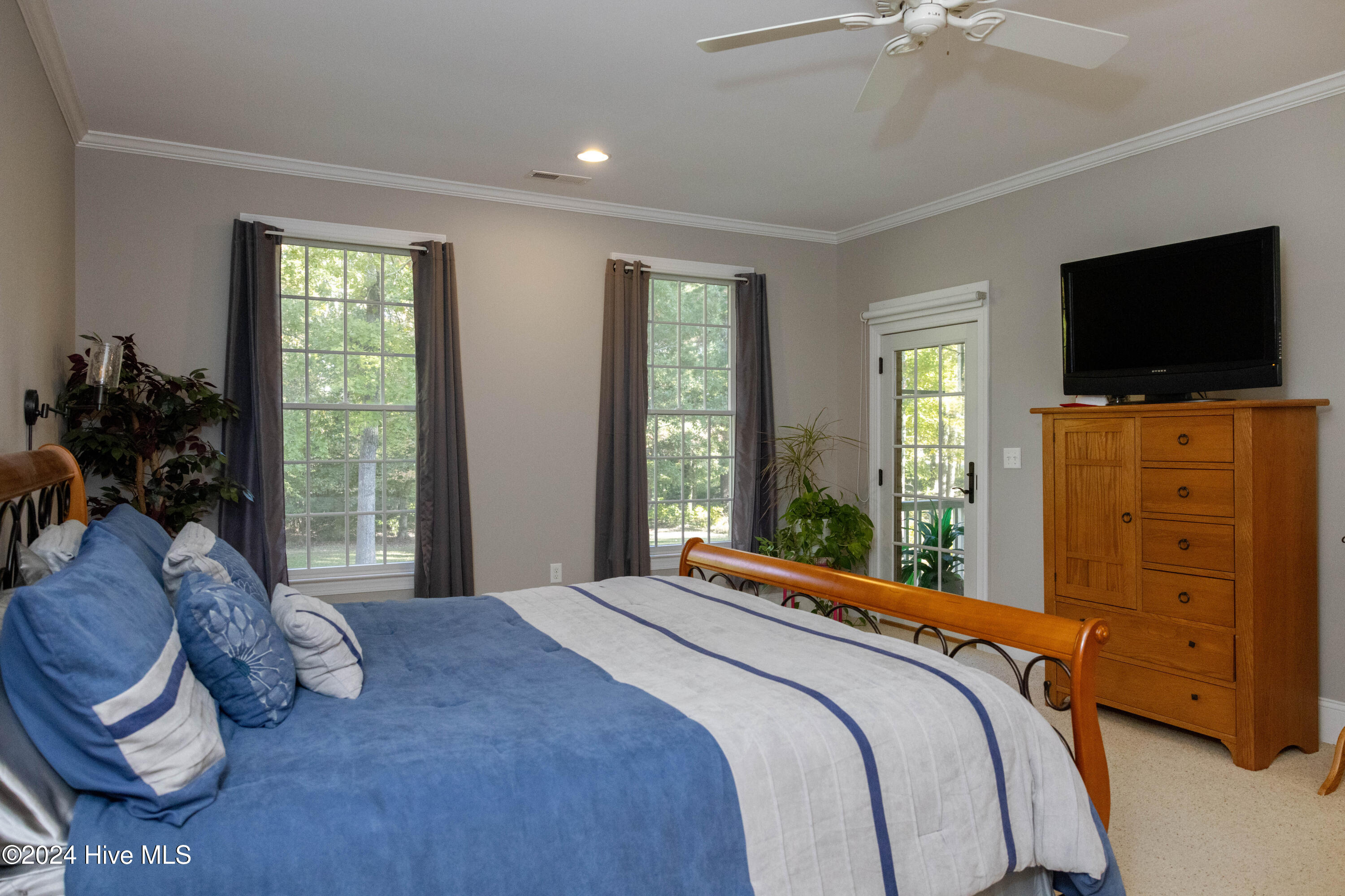 220 Beech Point Boulevard Property Photo 24