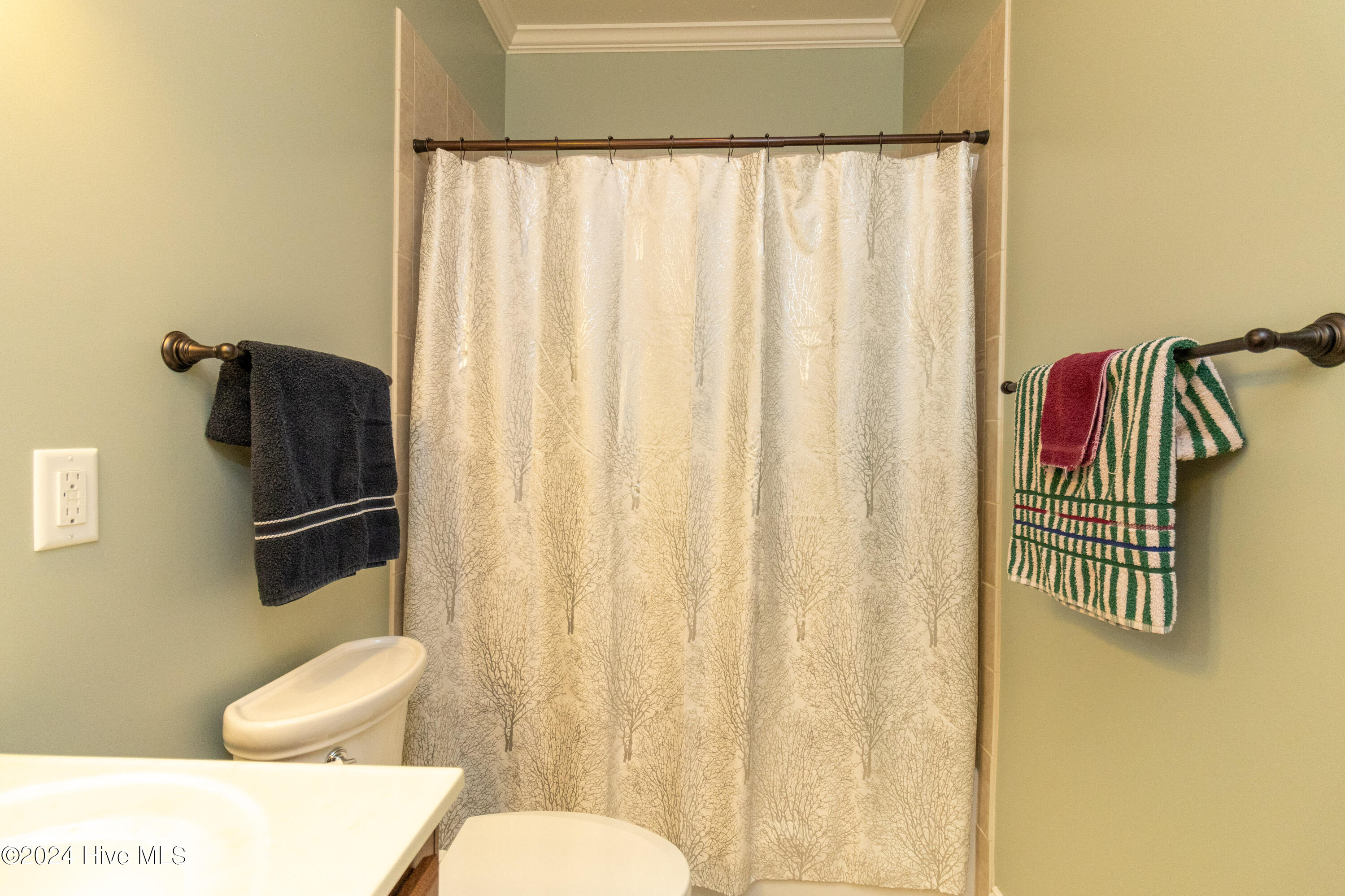 220 Beech Point Boulevard Property Photo 36