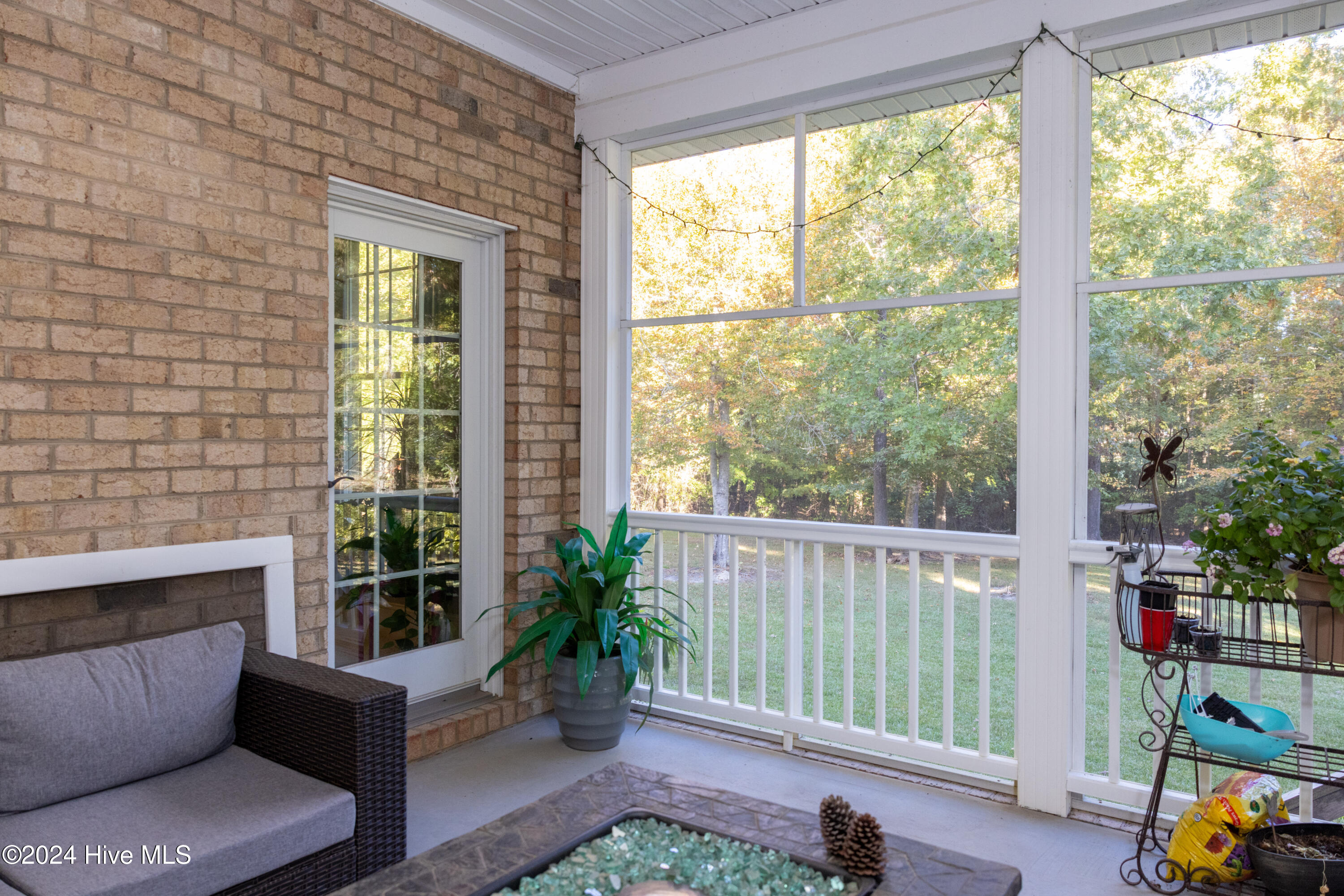 220 Beech Point Boulevard Property Photo 54