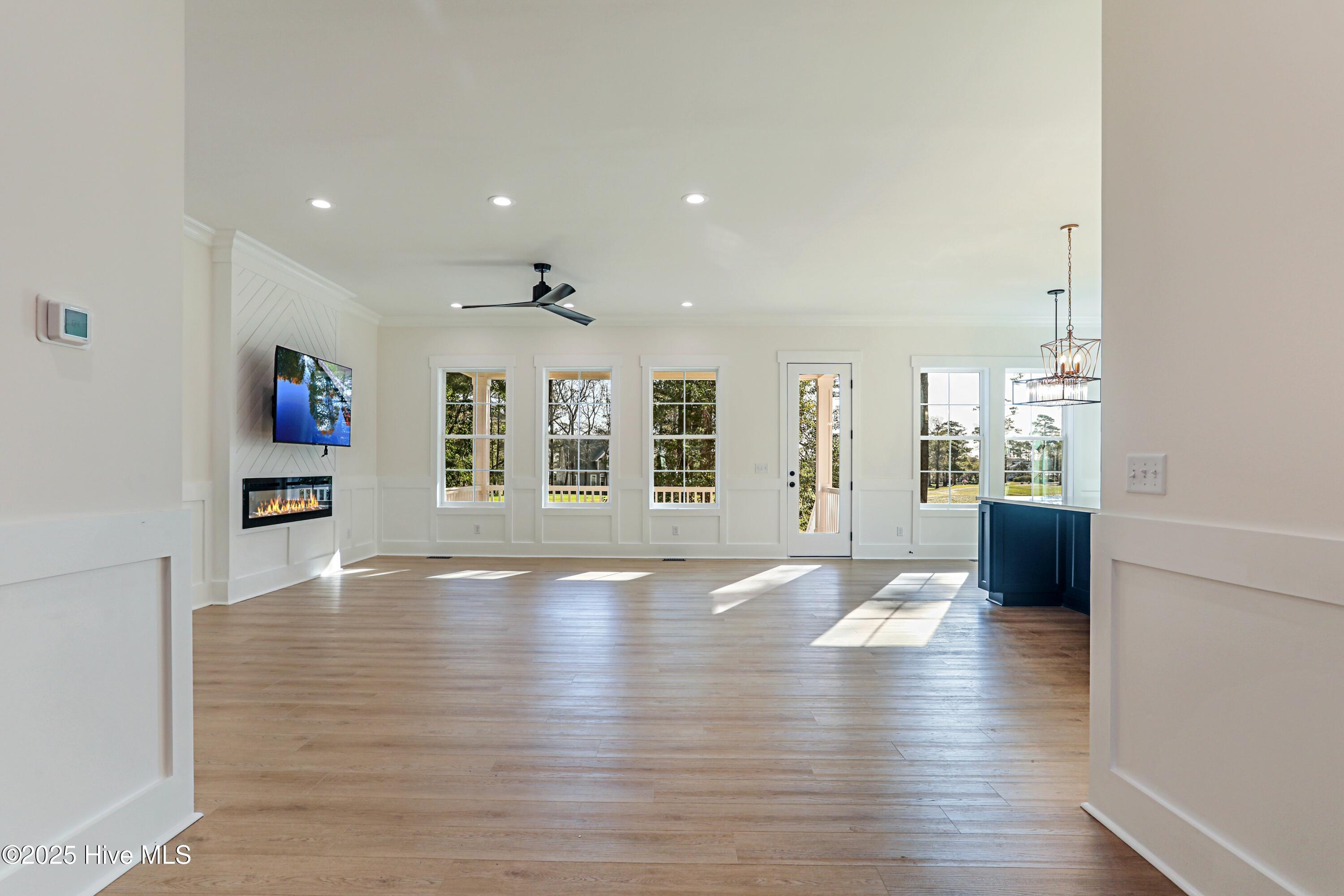 90 Marina Drive Property Photo 11