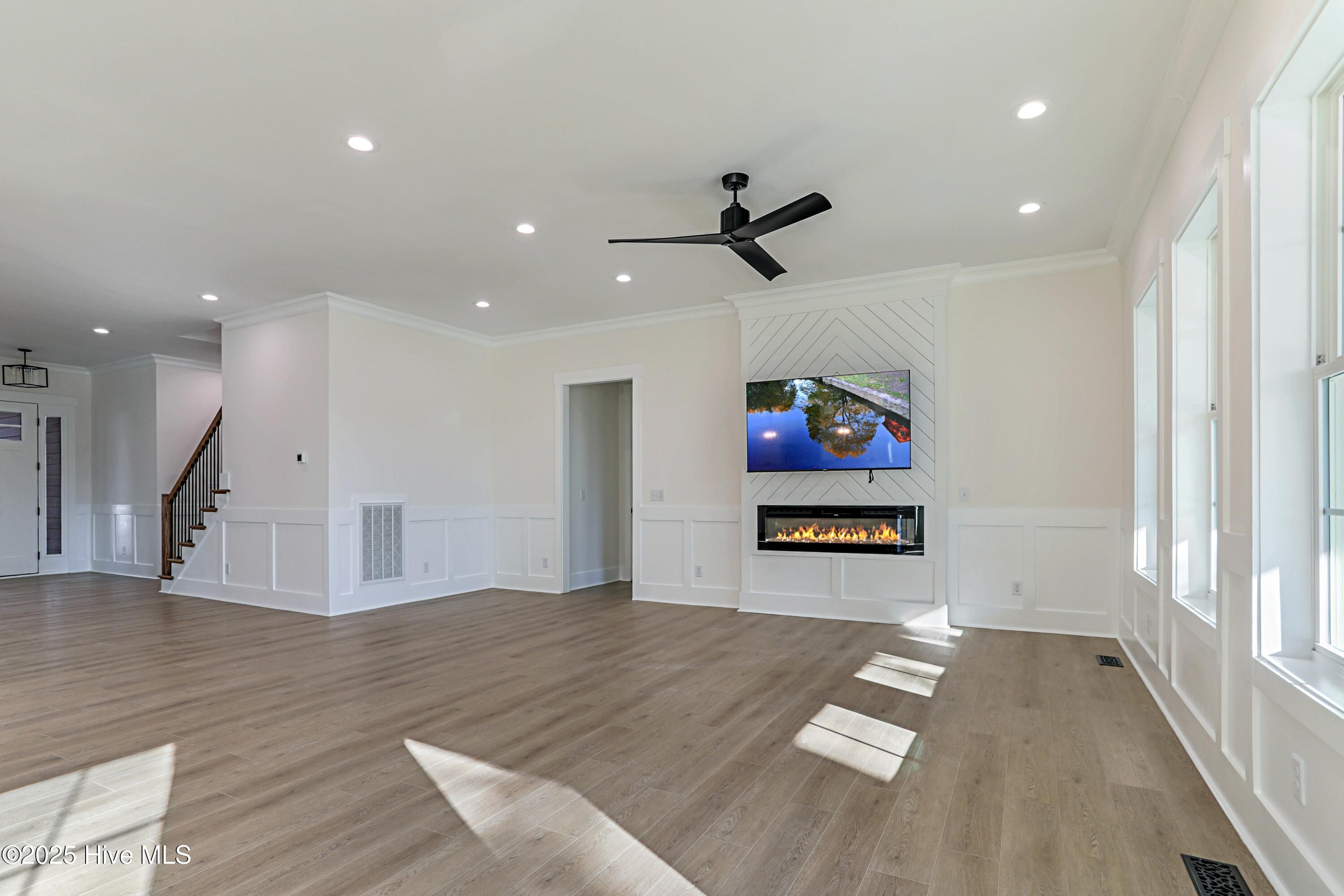 90 Marina Drive Property Photo 15