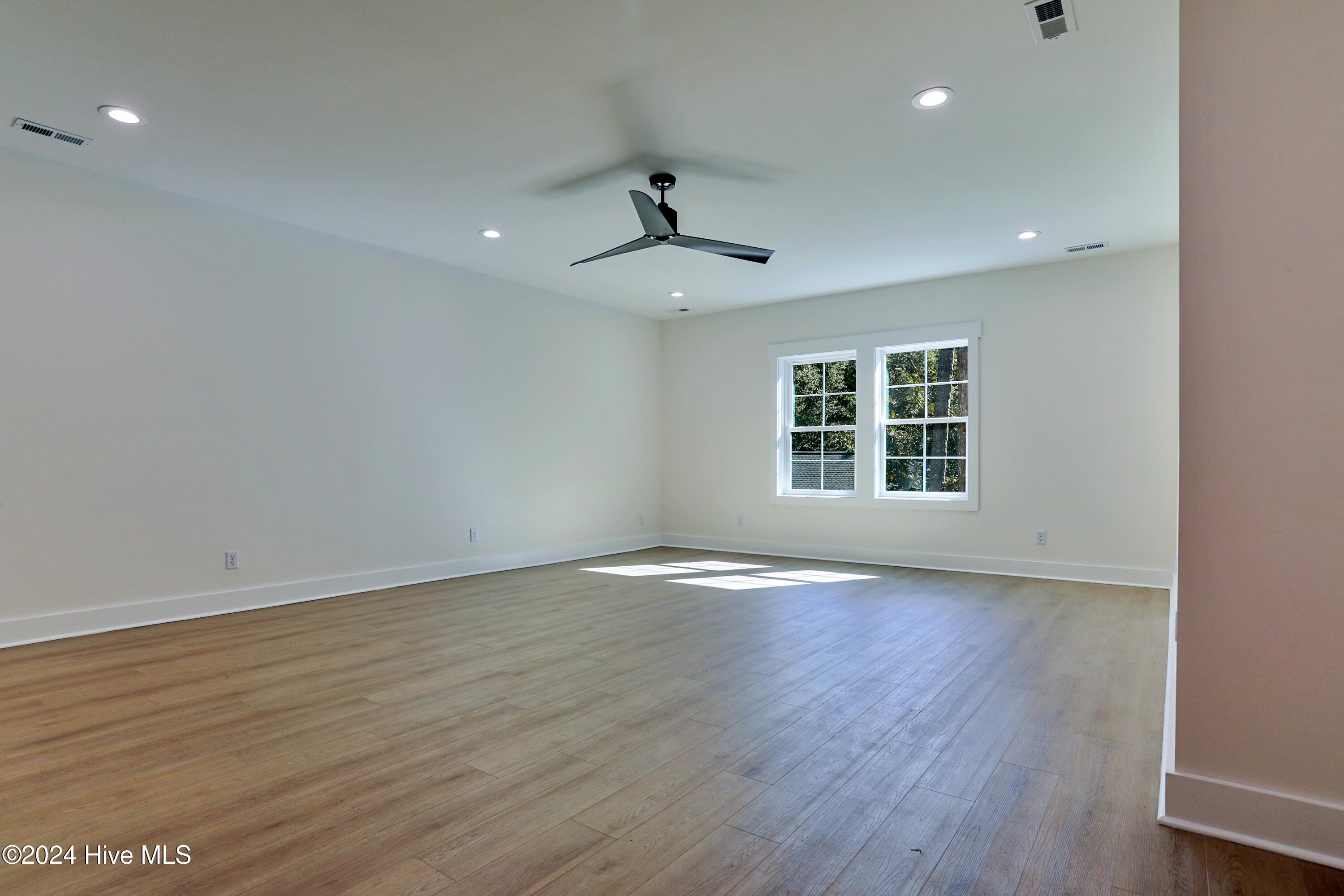 90 Marina Drive Property Photo 56