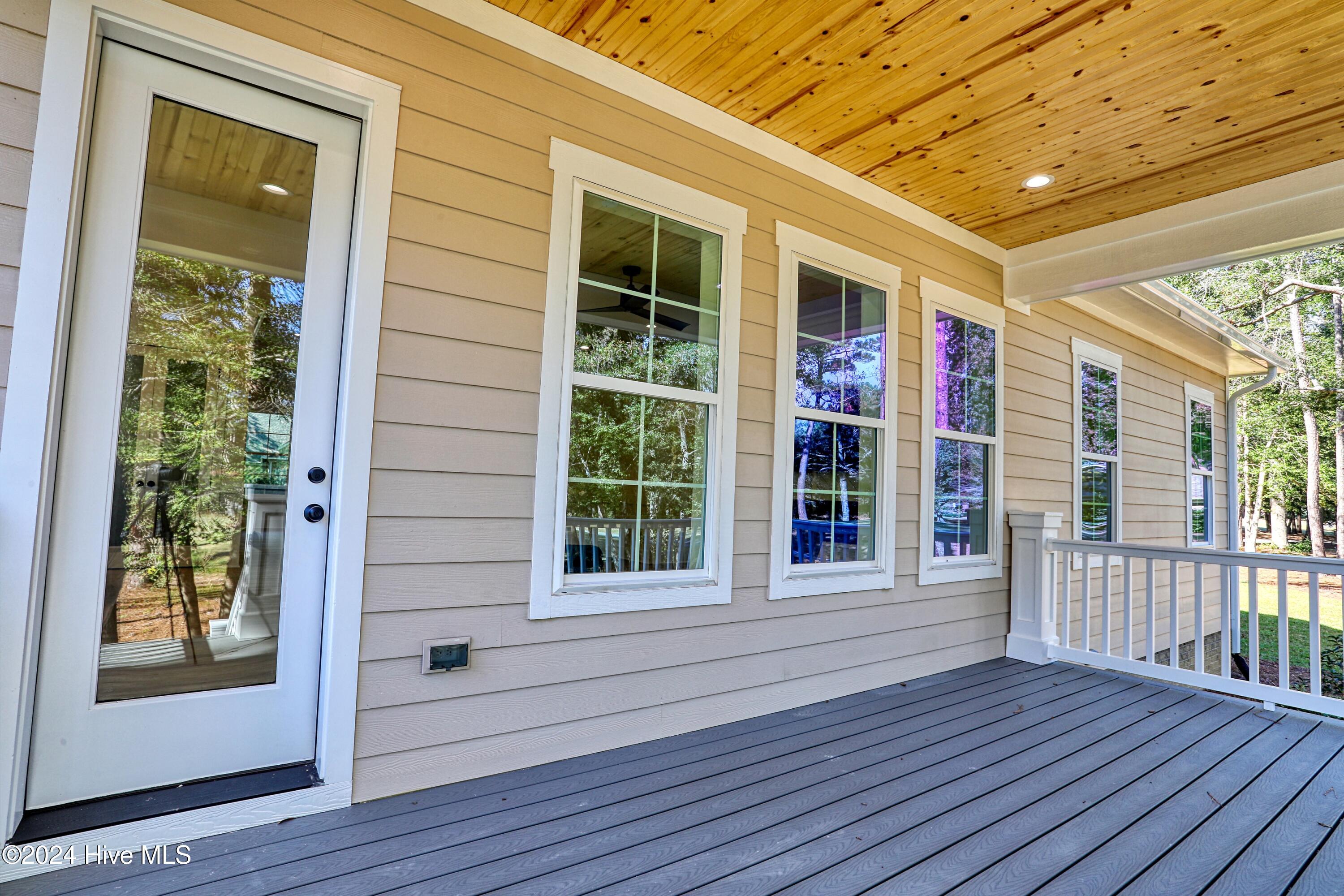 90 Marina Drive Property Photo 62