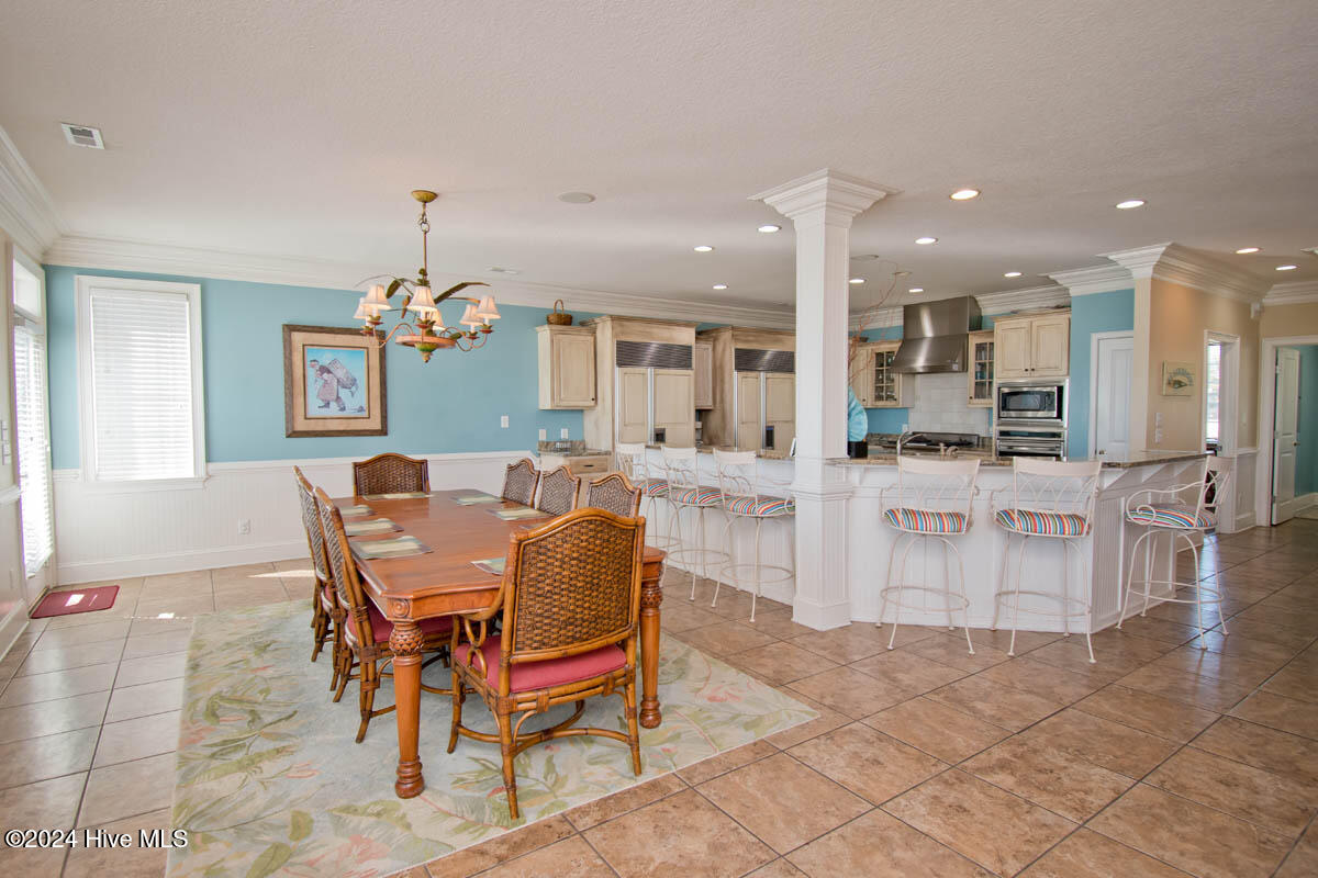 5715 Ocean Drive Property Photo 9