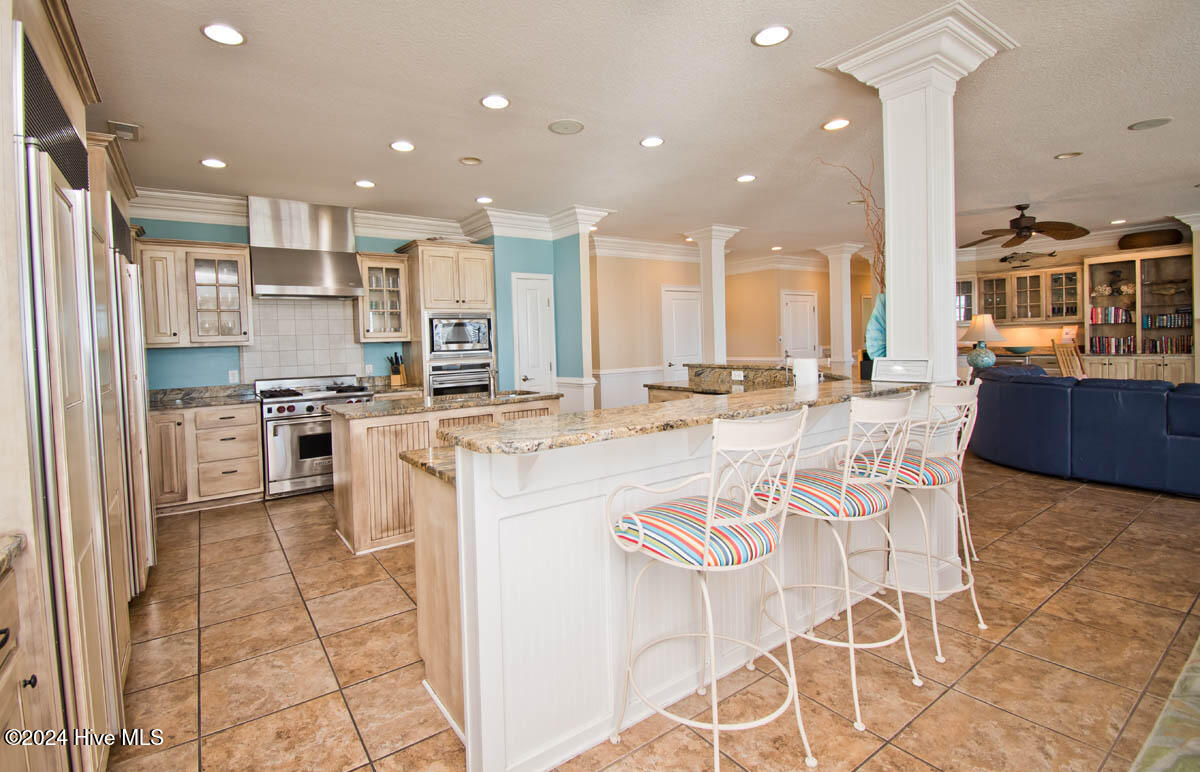 5715 Ocean Drive Property Photo 12