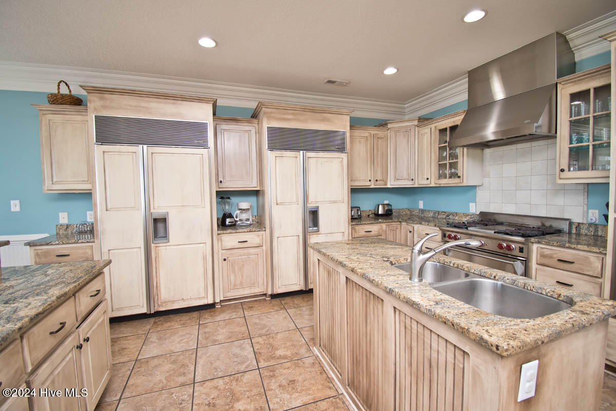 5715 Ocean Drive Property Photo 16