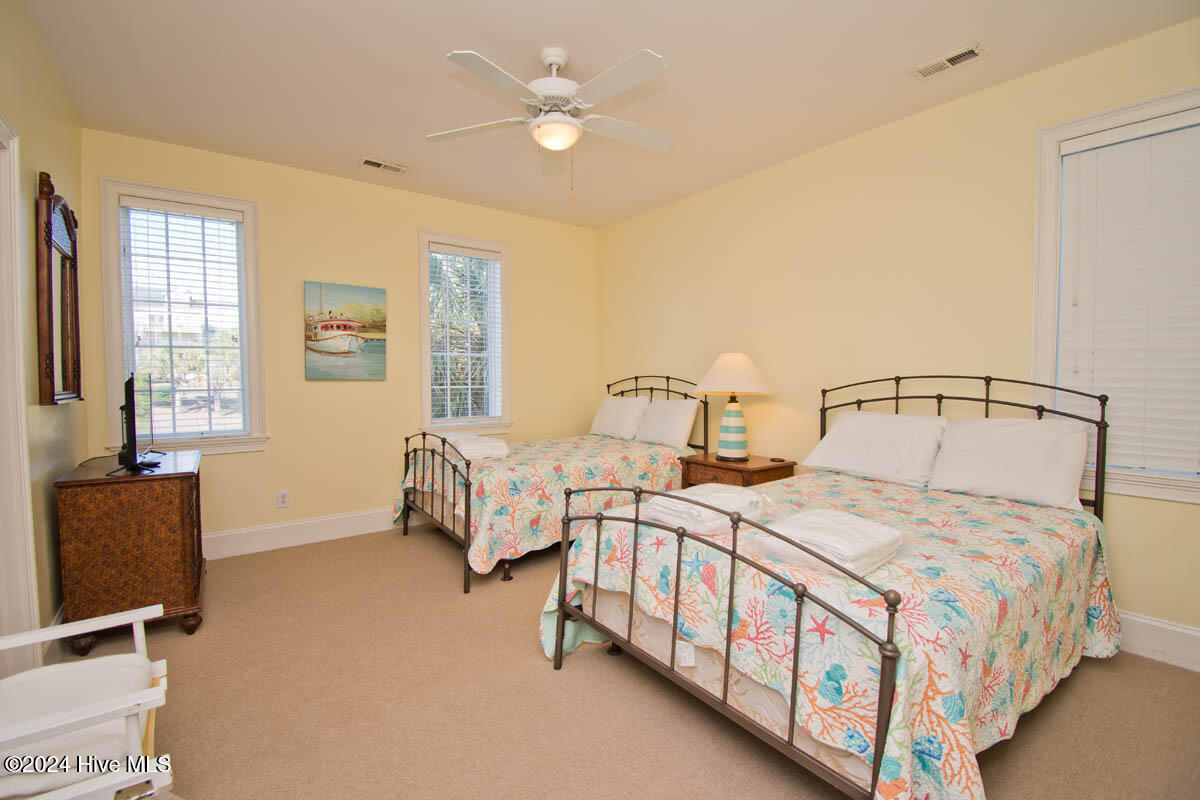 5715 Ocean Drive Property Photo 23
