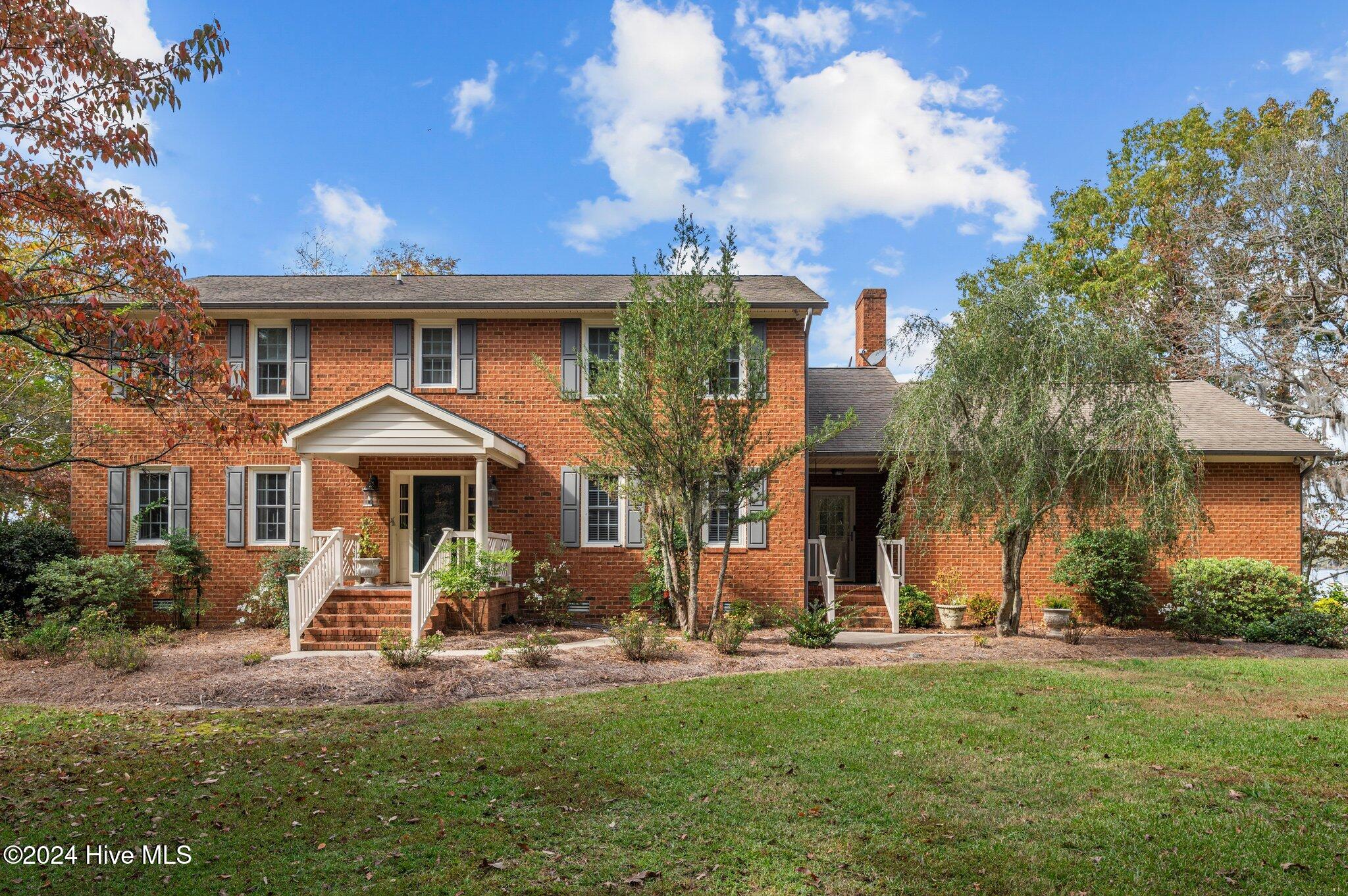 4970 Jackson Swamp Road Property Photo