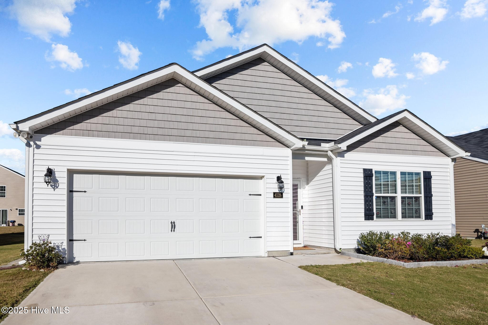 4528 Sandstone Drive Property Photo 1