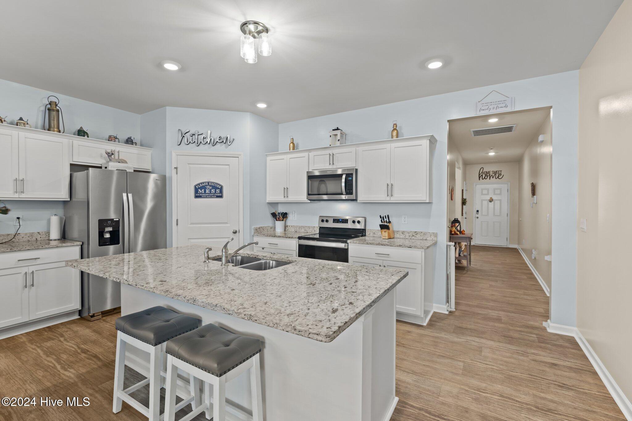 4528 Sandstone Drive Property Photo 5
